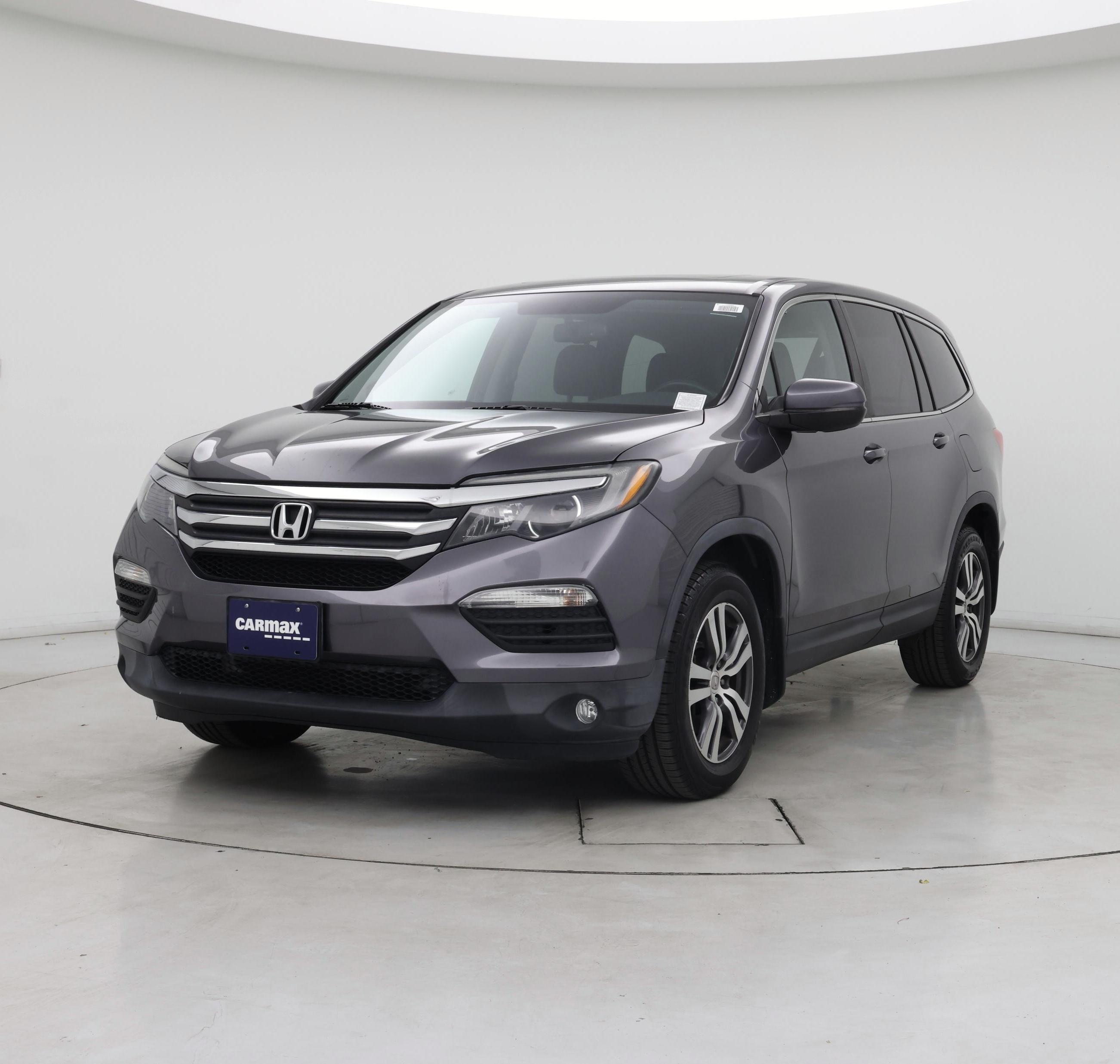 Thumbnail: 2017 Honda Pilot - 4