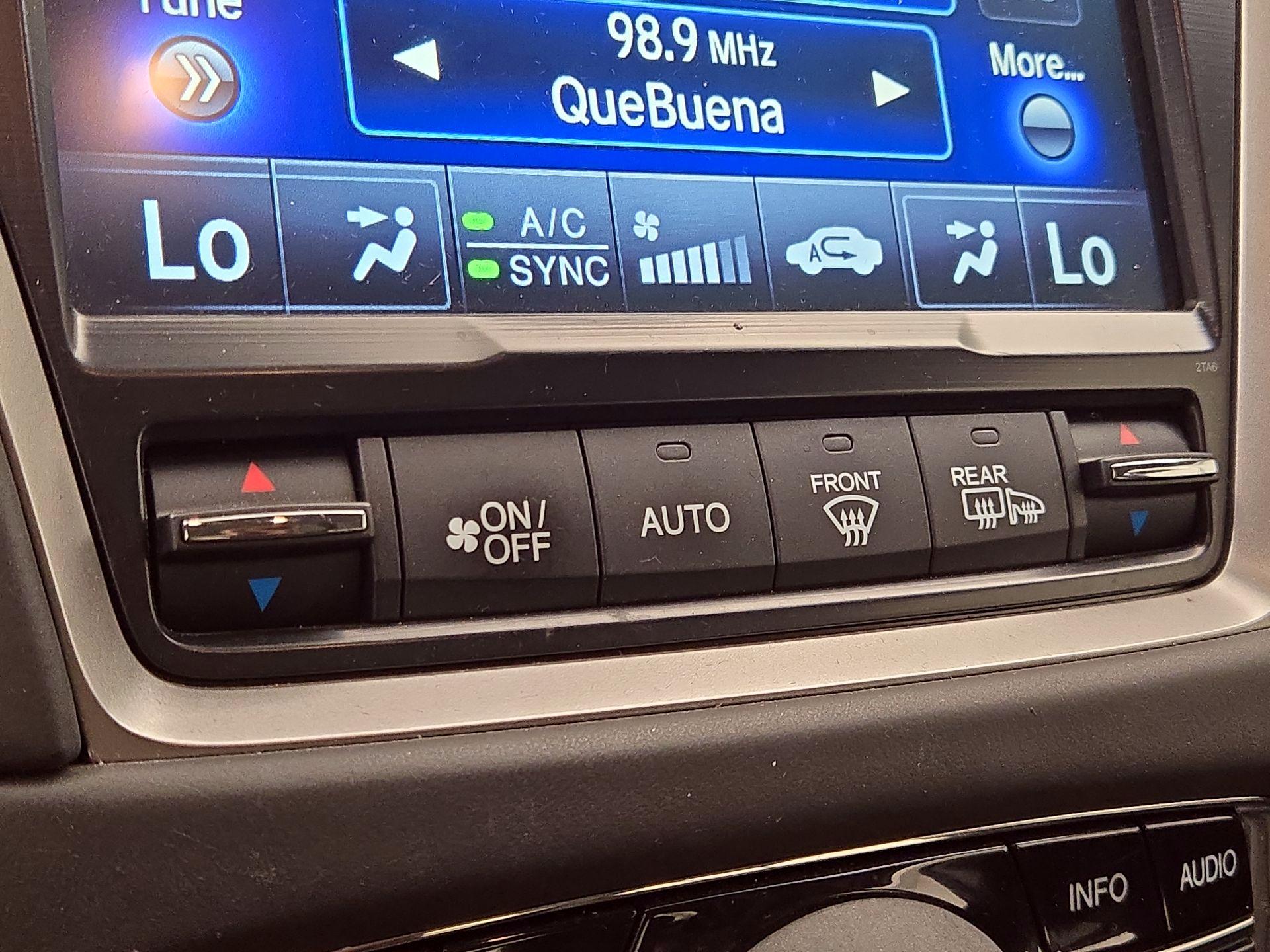 Thumbnail: 2016 Acura RLX - 17