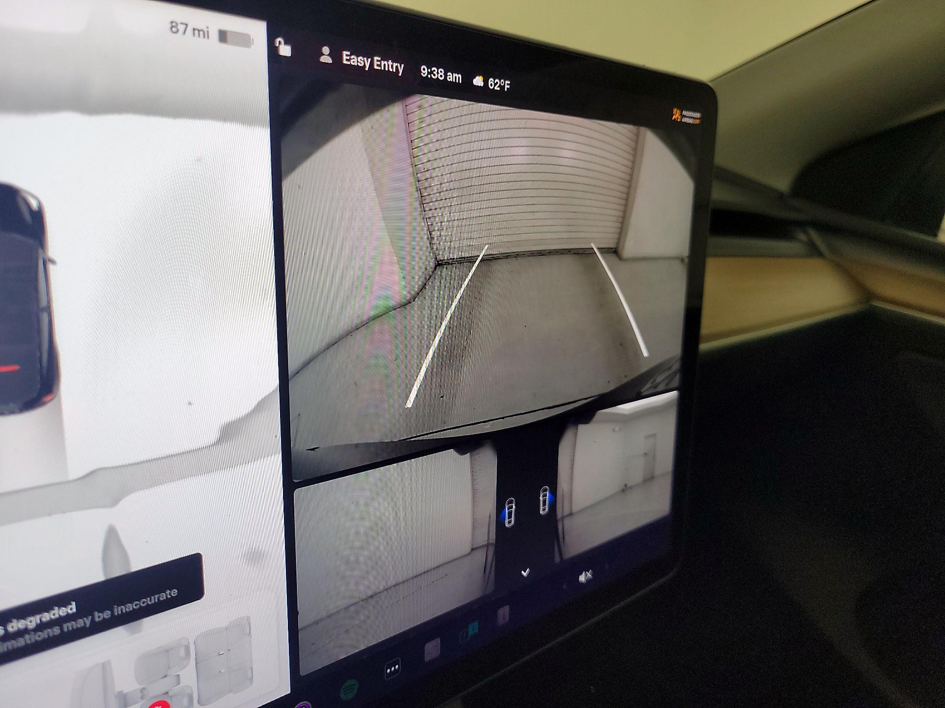 Thumbnail: 2022 Tesla Model Y - 14