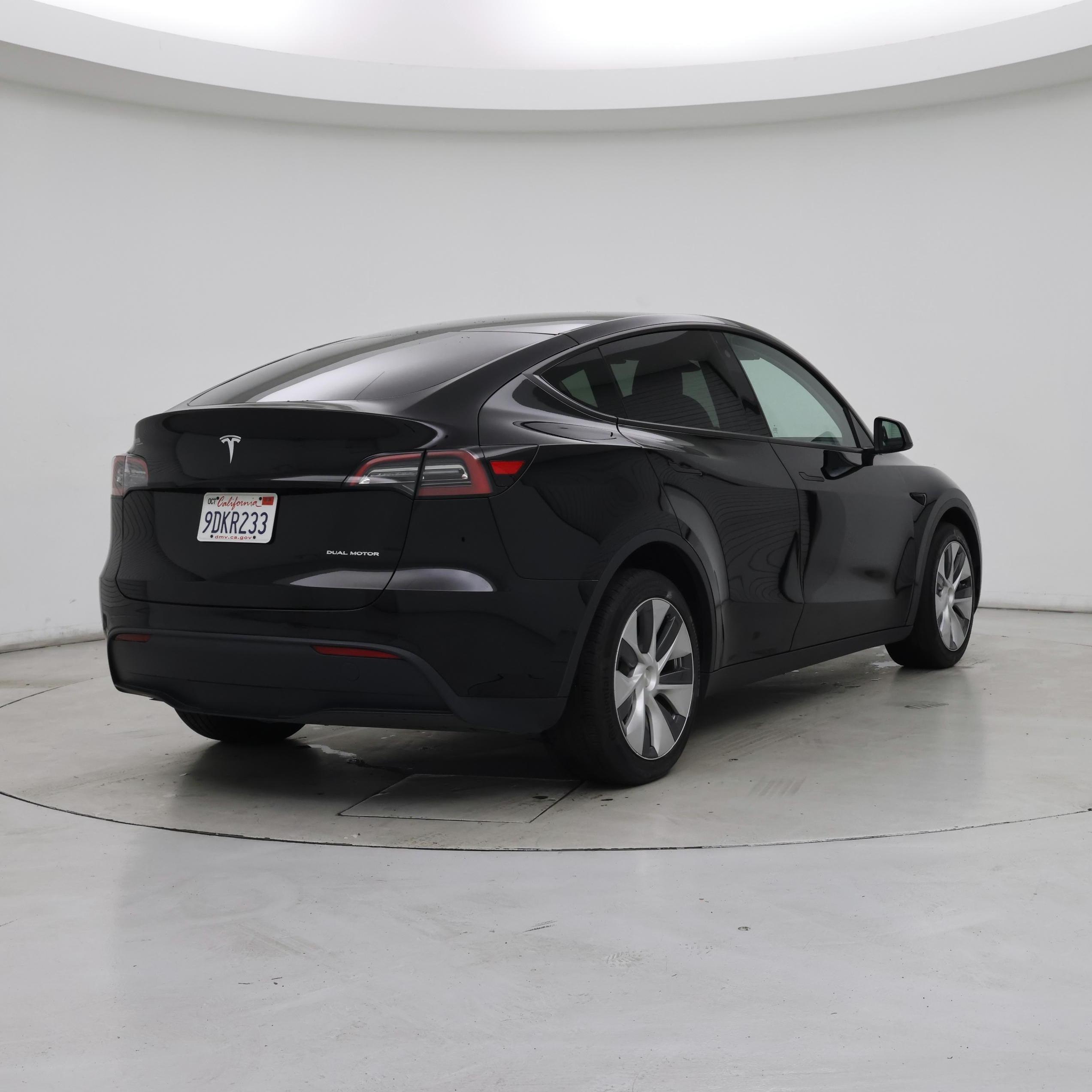 Thumbnail: 2022 Tesla Model Y - 8