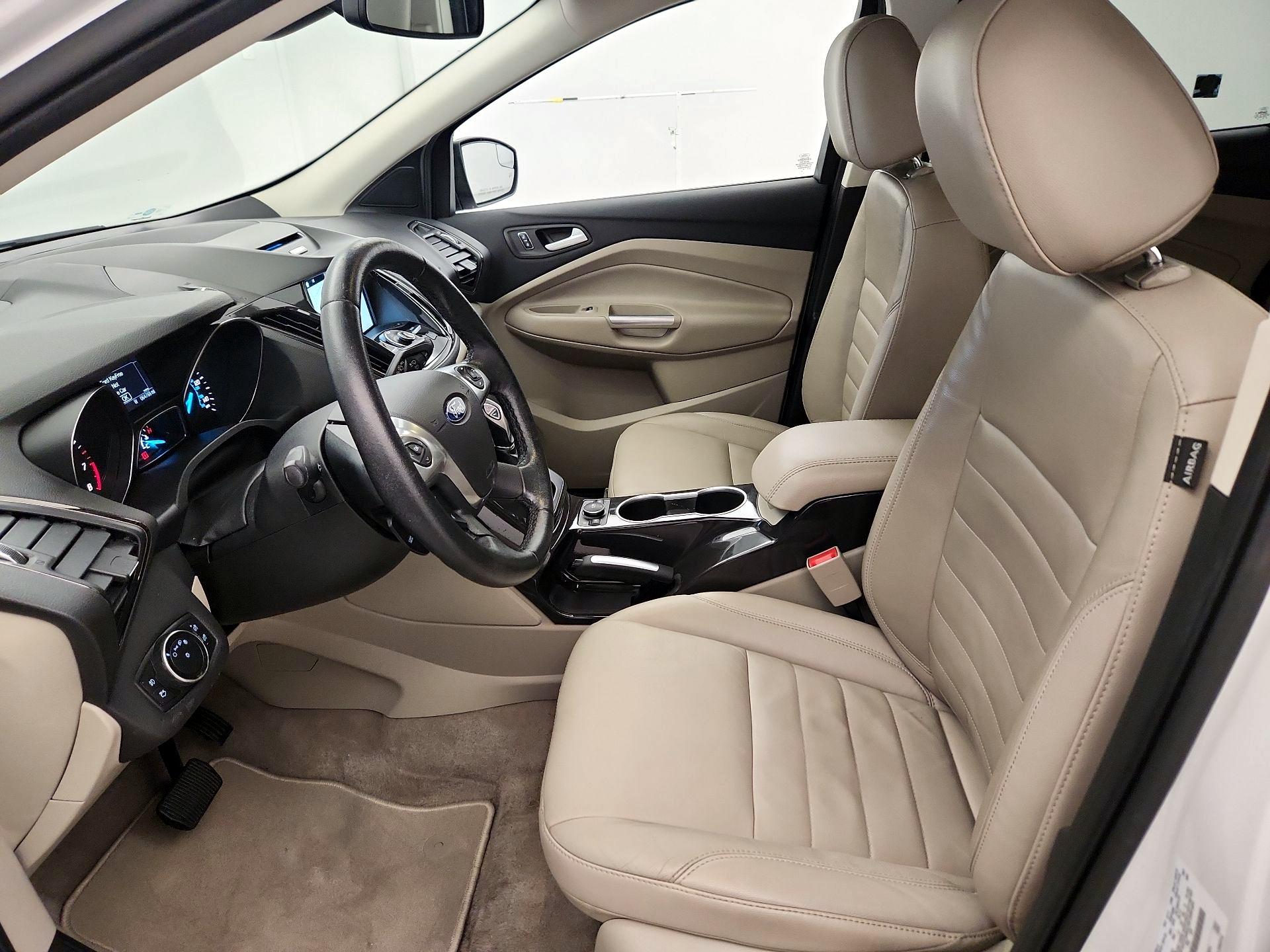 Thumbnail: 2016 Ford Escape - 11