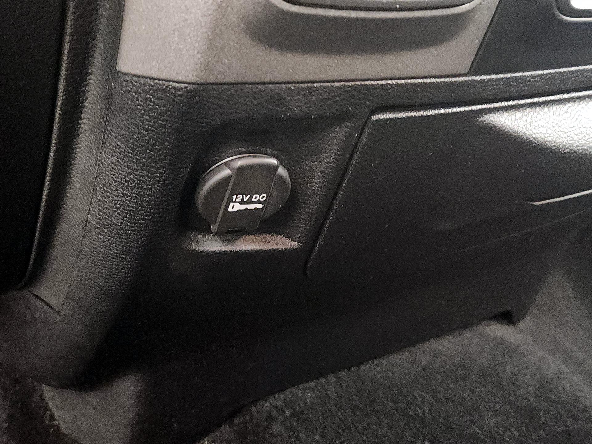 Thumbnail: 2015 RAM 1500 - 17