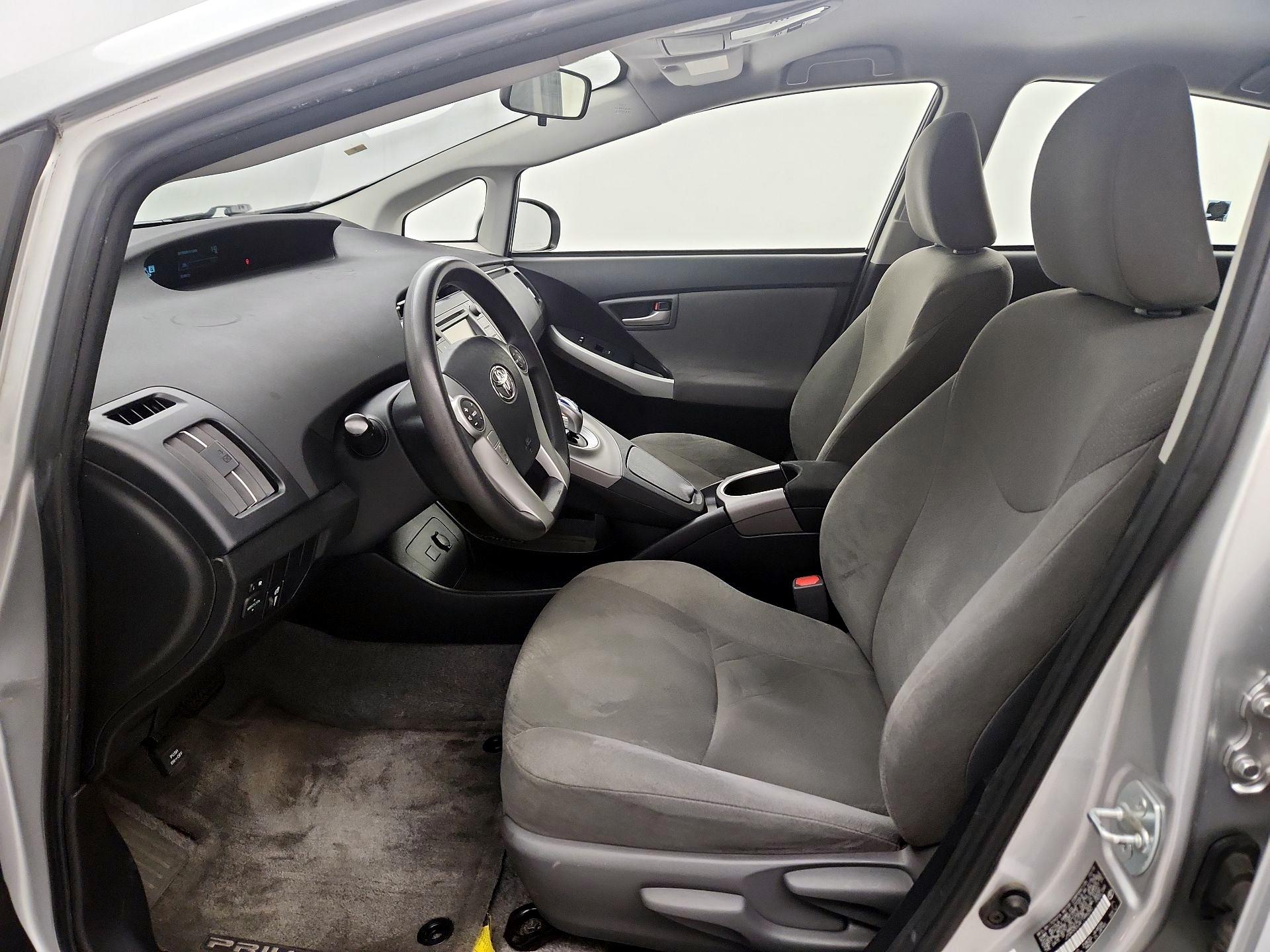 Thumbnail: 2015 Toyota Prius - 11