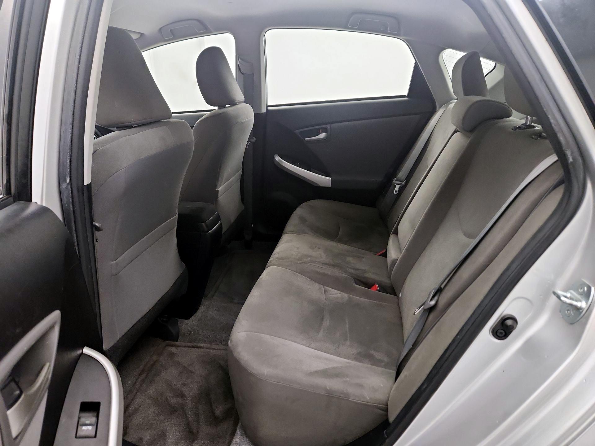 Thumbnail: 2015 Toyota Prius - 19