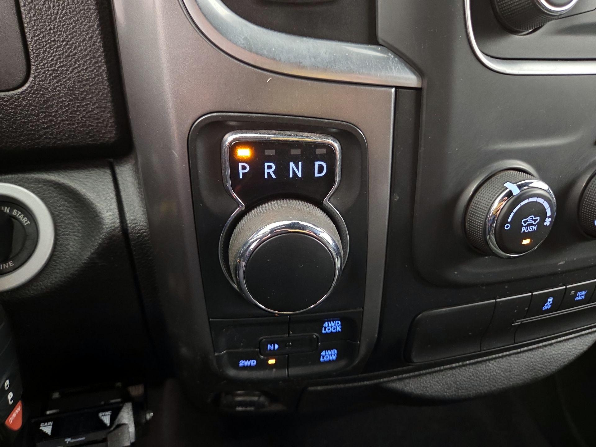 Thumbnail: 2021 RAM 1500 Classic - 17