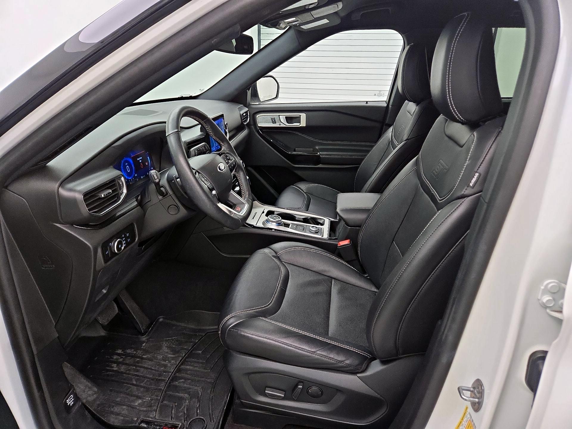 Thumbnail: 2023 Ford Explorer - 11