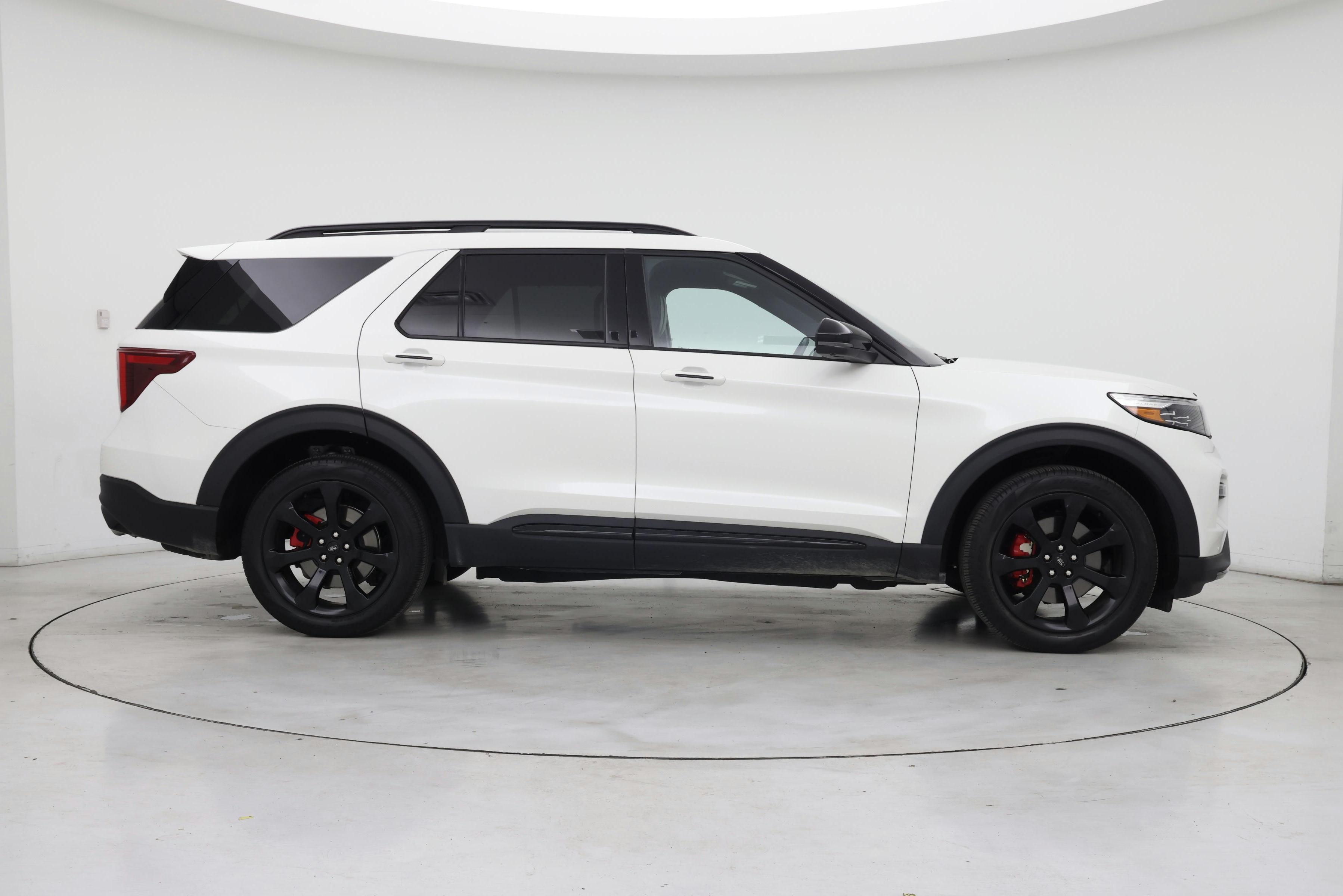 Thumbnail: 2023 Ford Explorer - 7