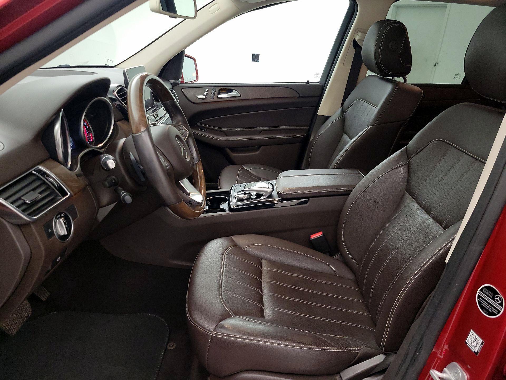 Thumbnail: 2016 Mercedes-Benz GLE - 11