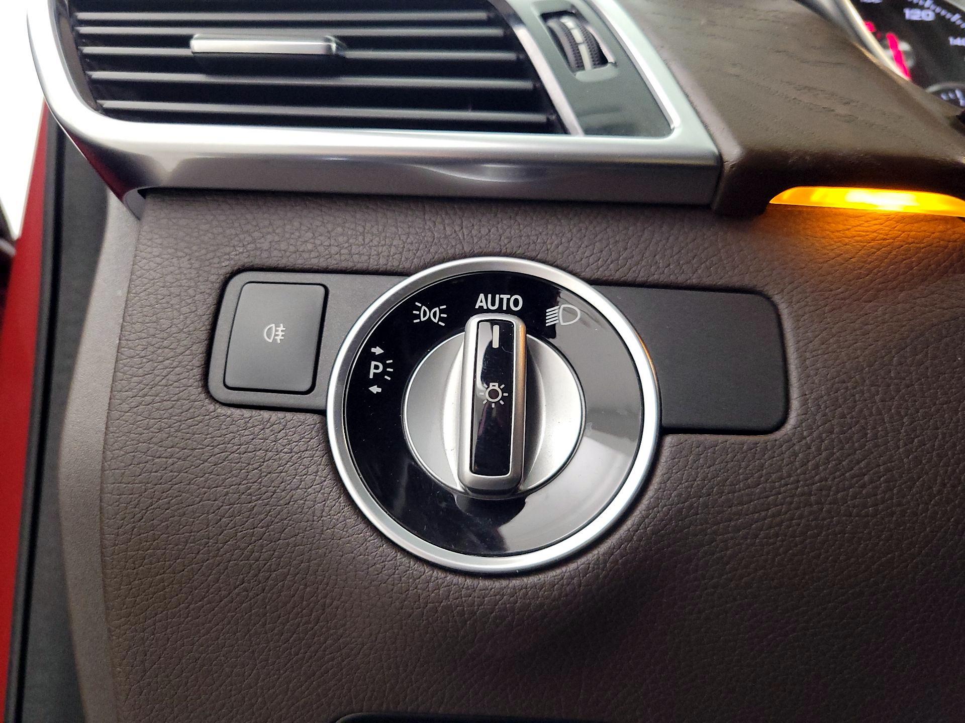 Thumbnail: 2016 Mercedes-Benz GLE - 13