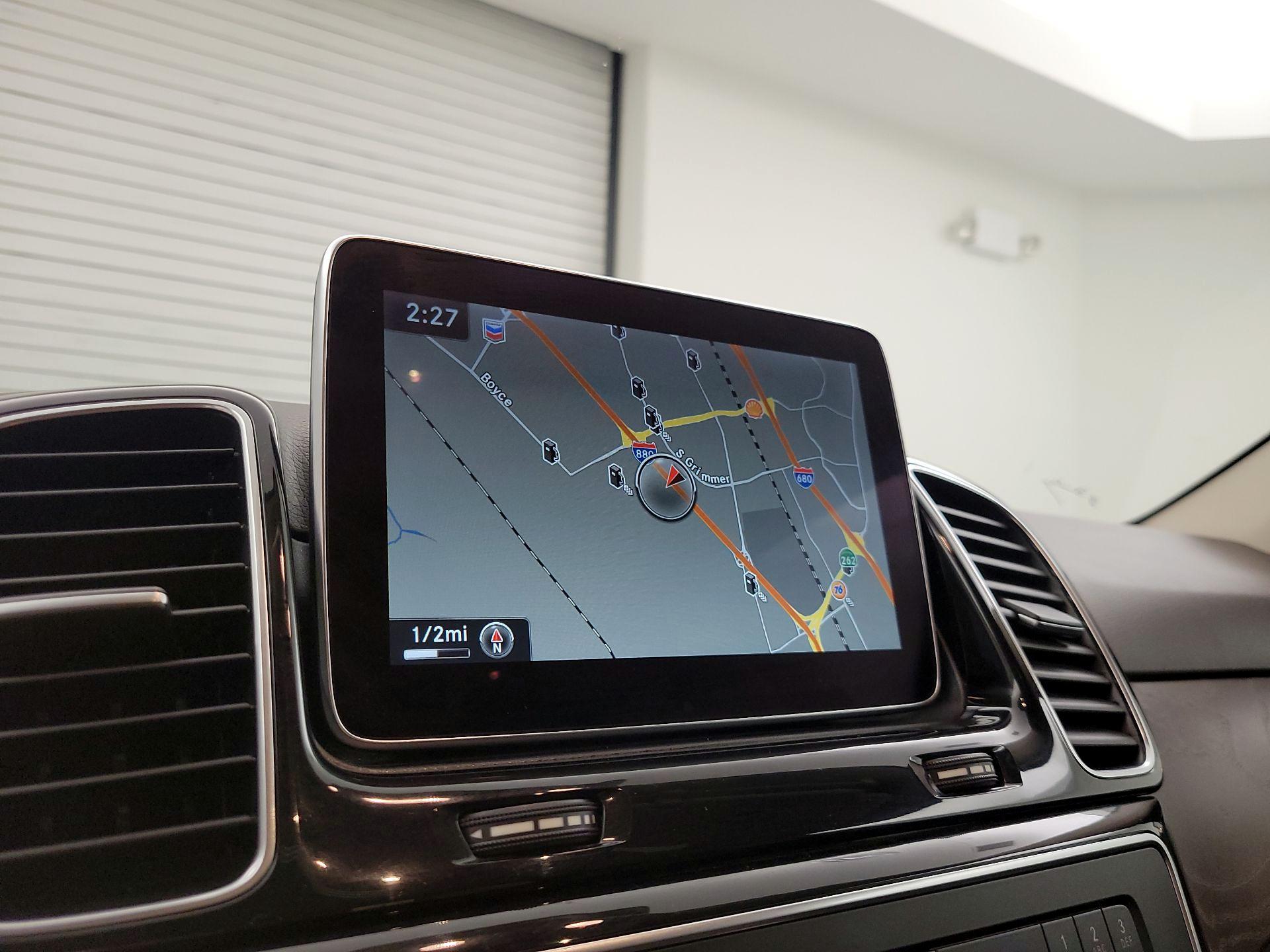 Thumbnail: 2016 Mercedes-Benz GLE - 14