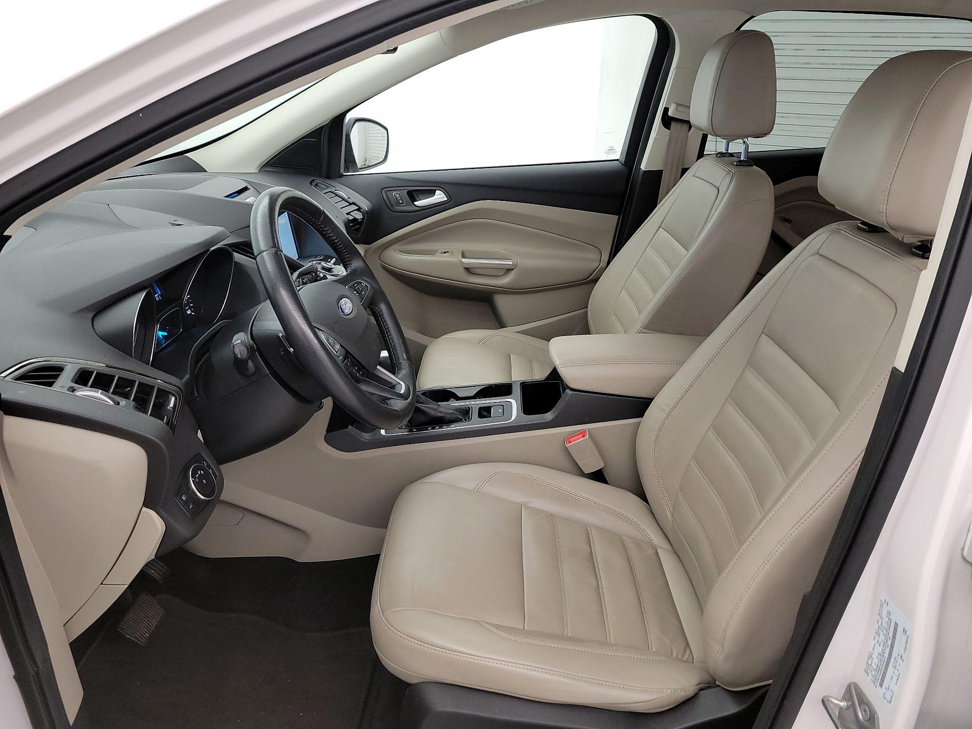 Thumbnail: 2017 Ford Escape - 11