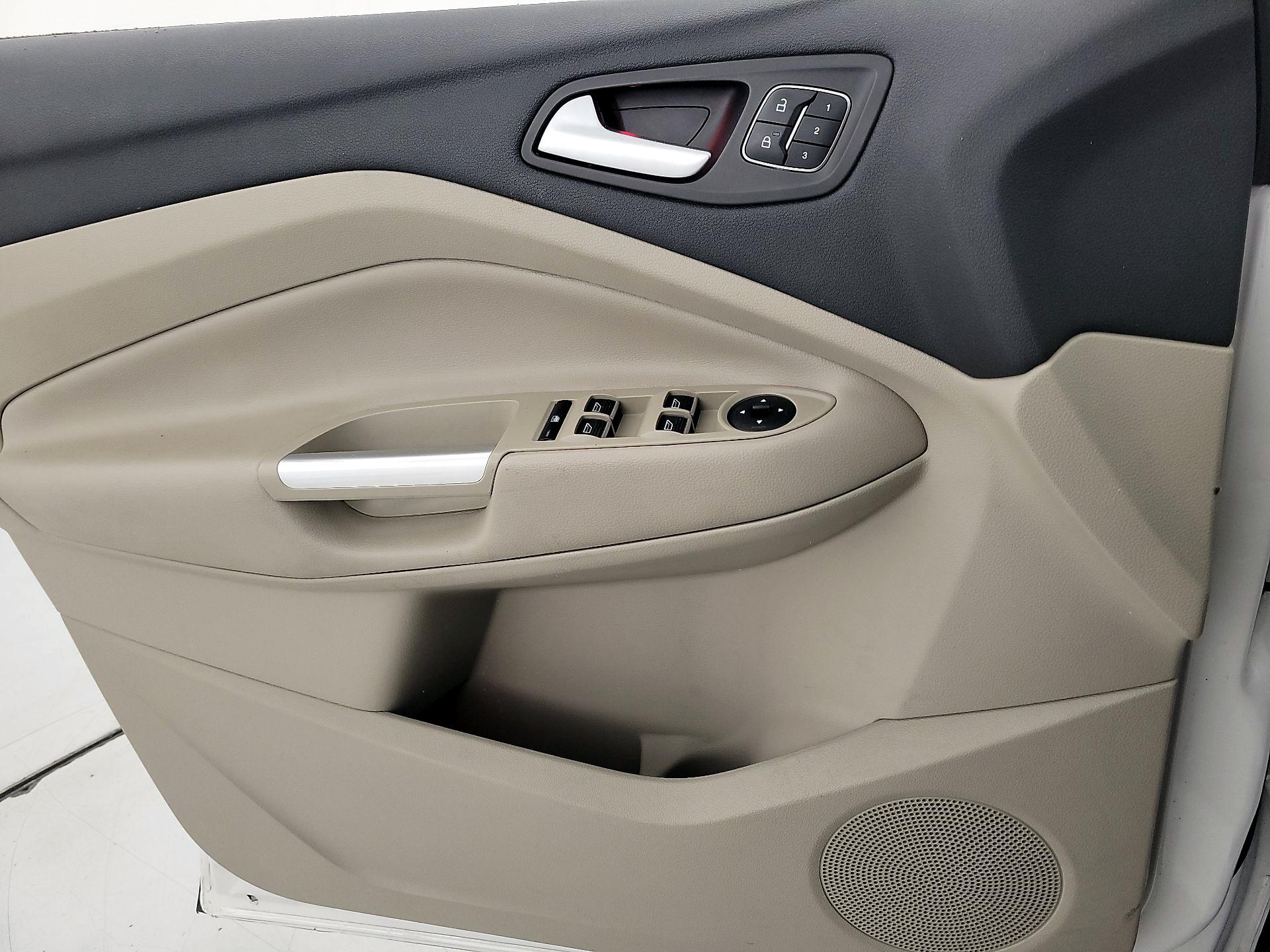 Thumbnail: 2017 Ford Escape - 12