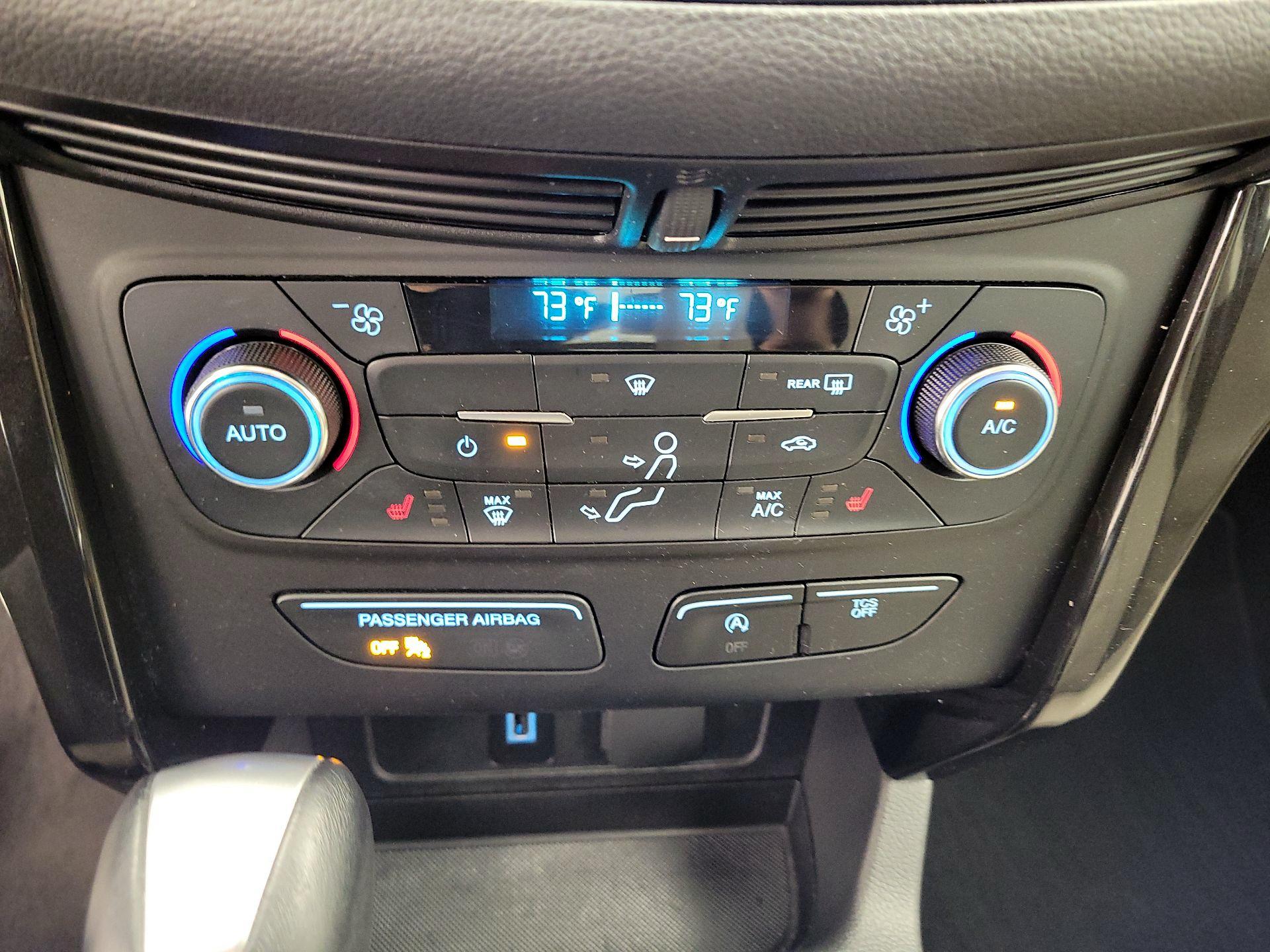 Thumbnail: 2017 Ford Escape - 17