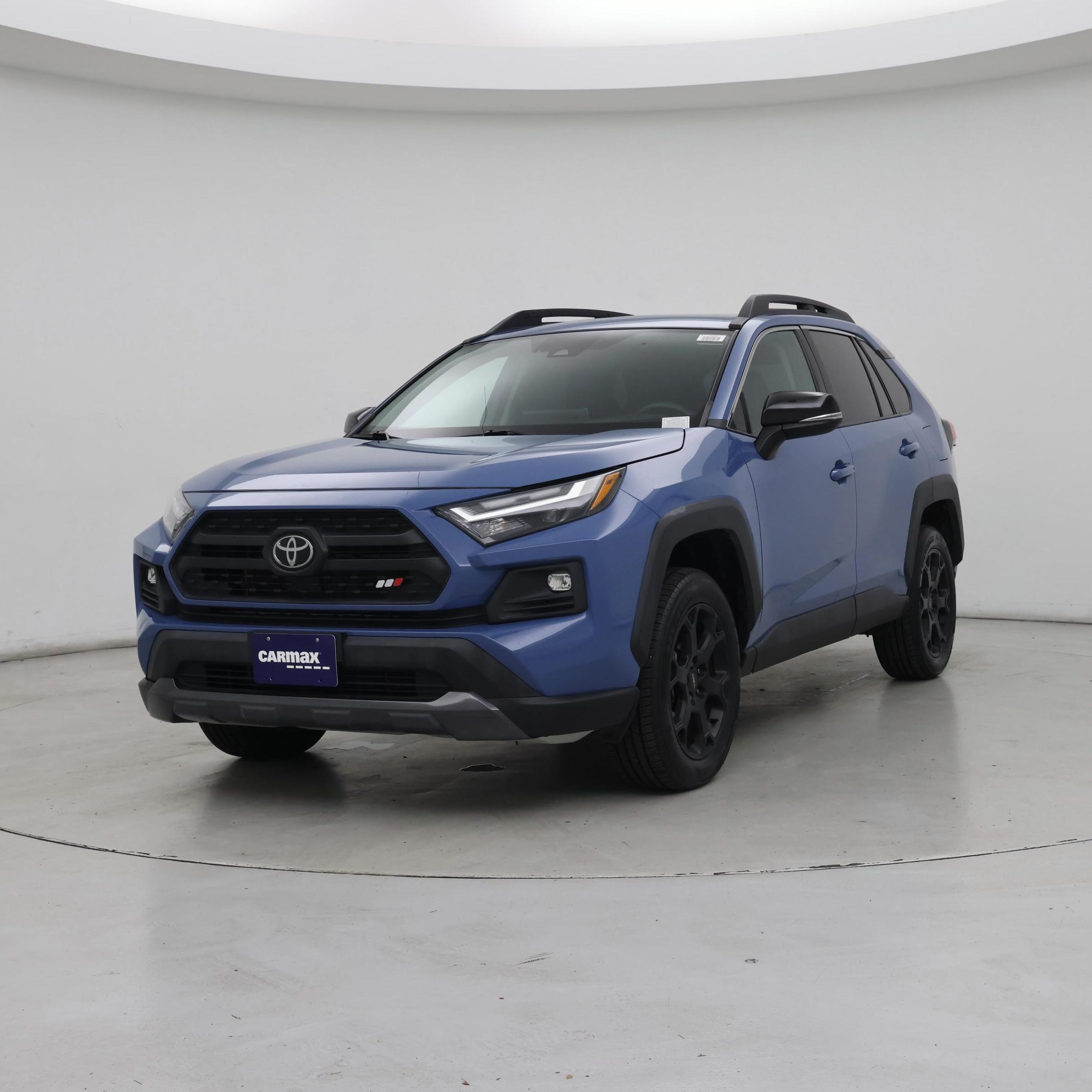 Thumbnail: 2022 Toyota RAV4 - 4