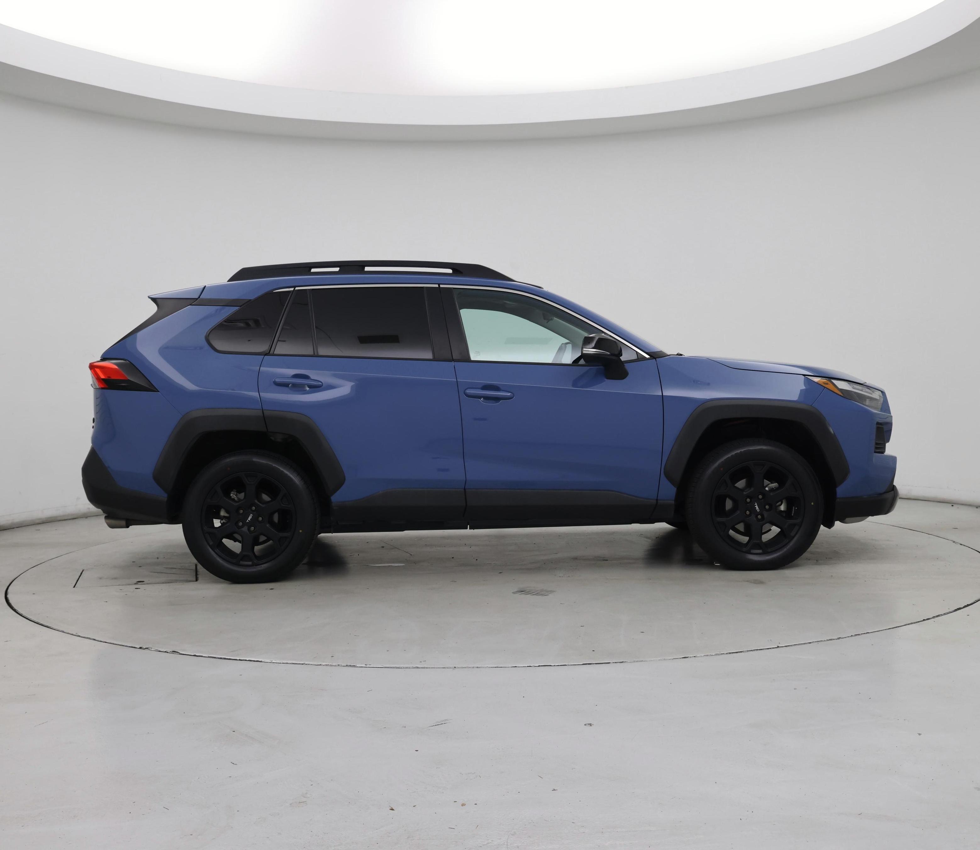 Thumbnail: 2022 Toyota RAV4 - 7