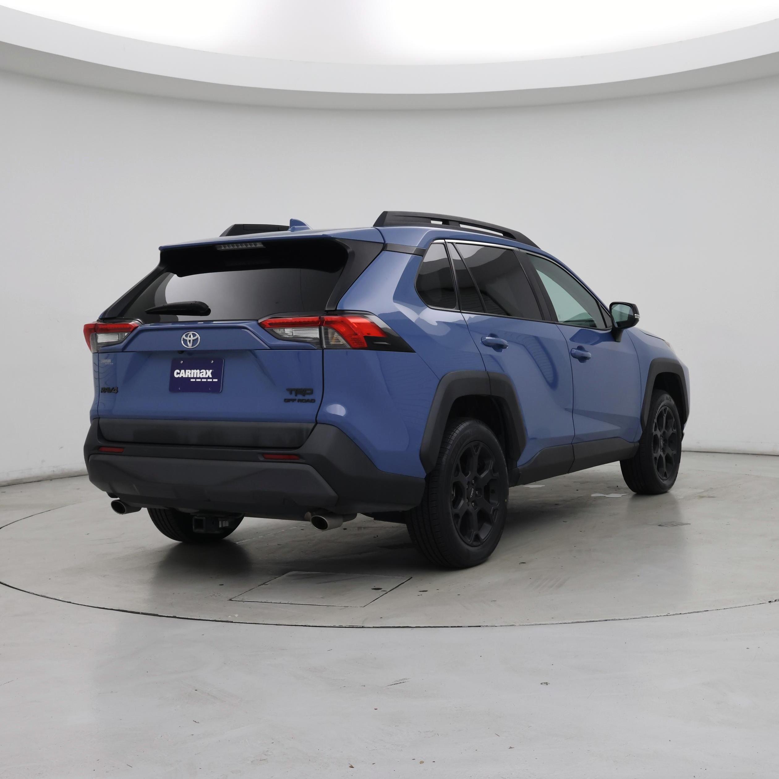 Thumbnail: 2022 Toyota RAV4 - 8
