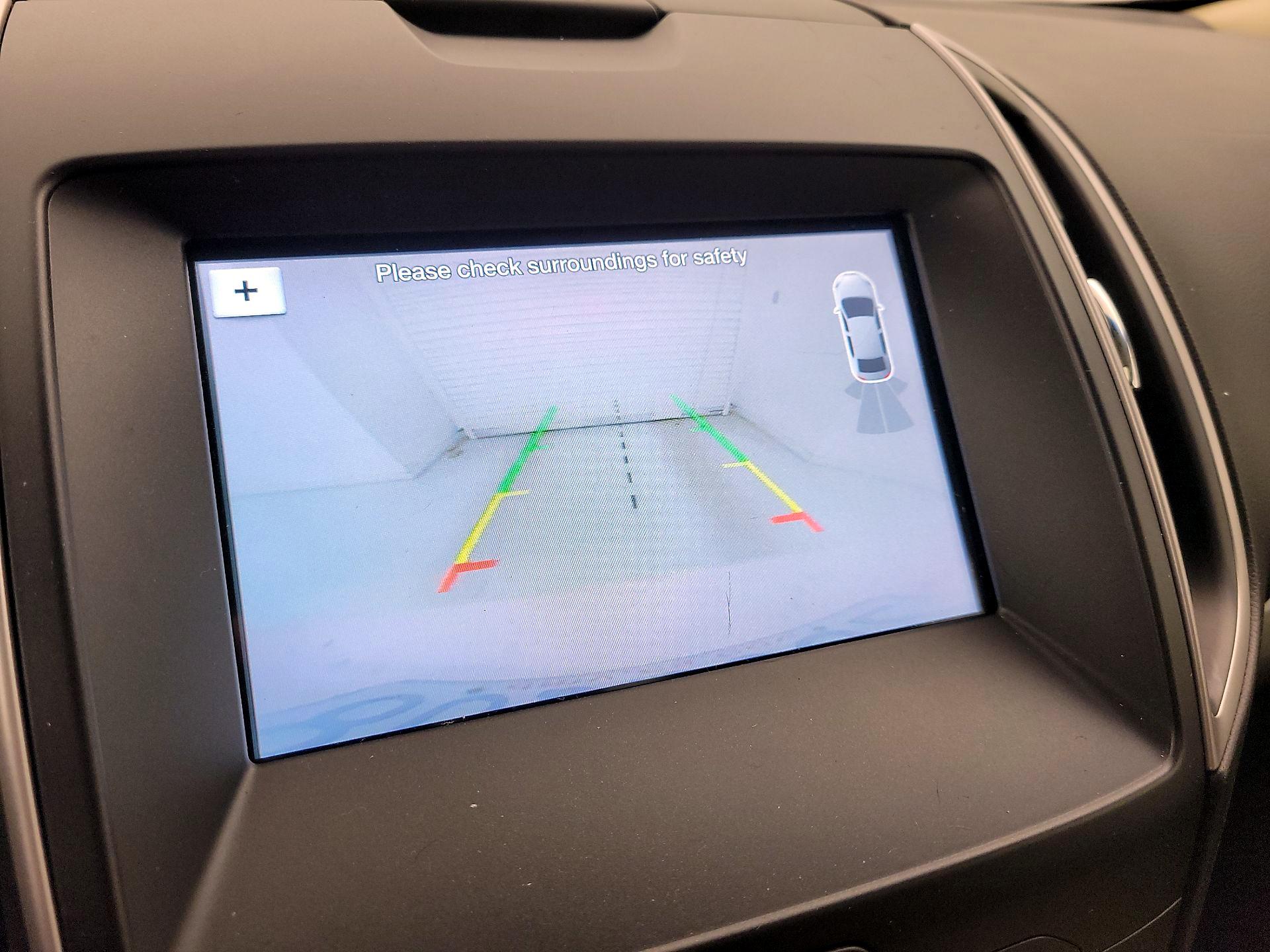 Thumbnail: 2018 Ford Edge - 15