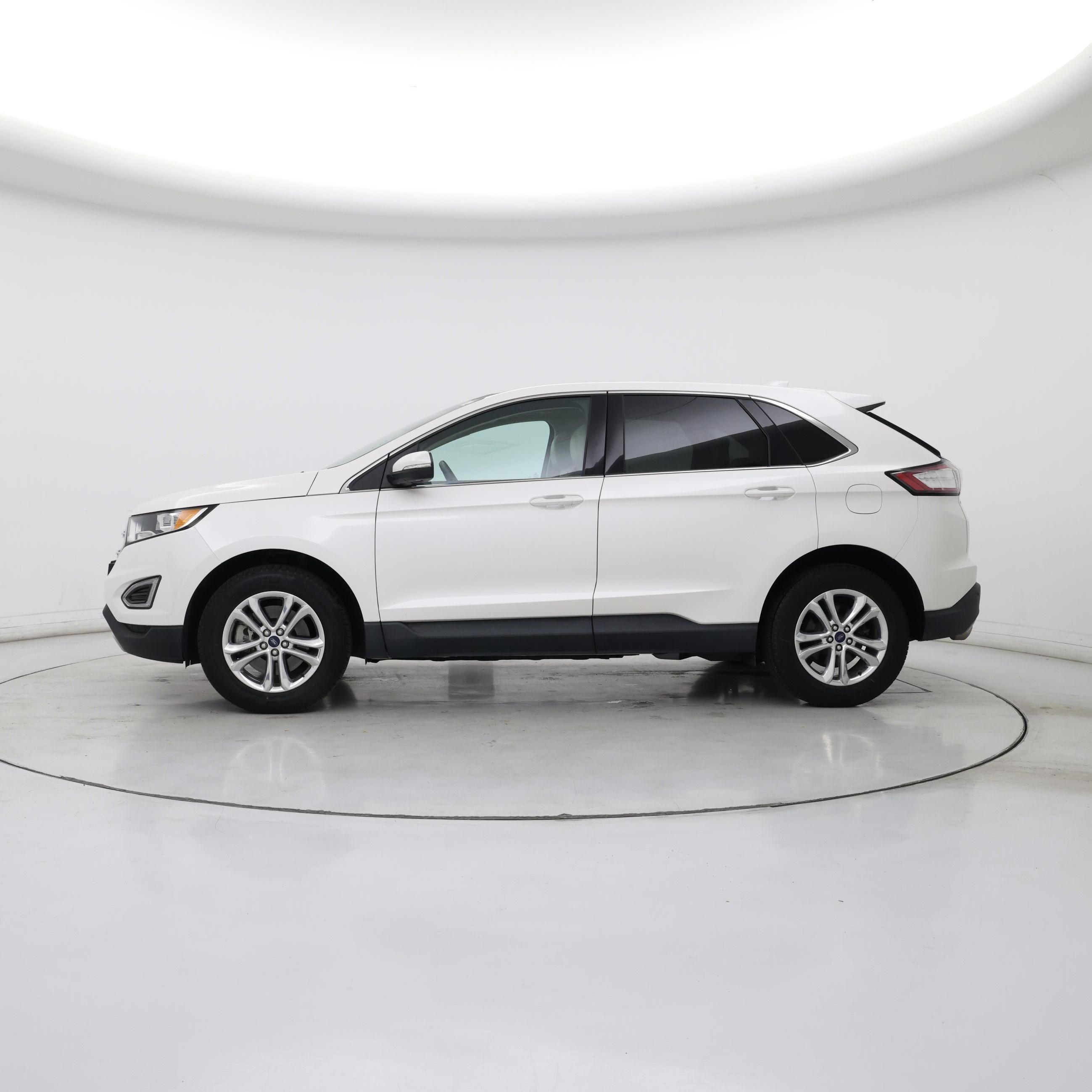 Thumbnail: 2018 Ford Edge - 3