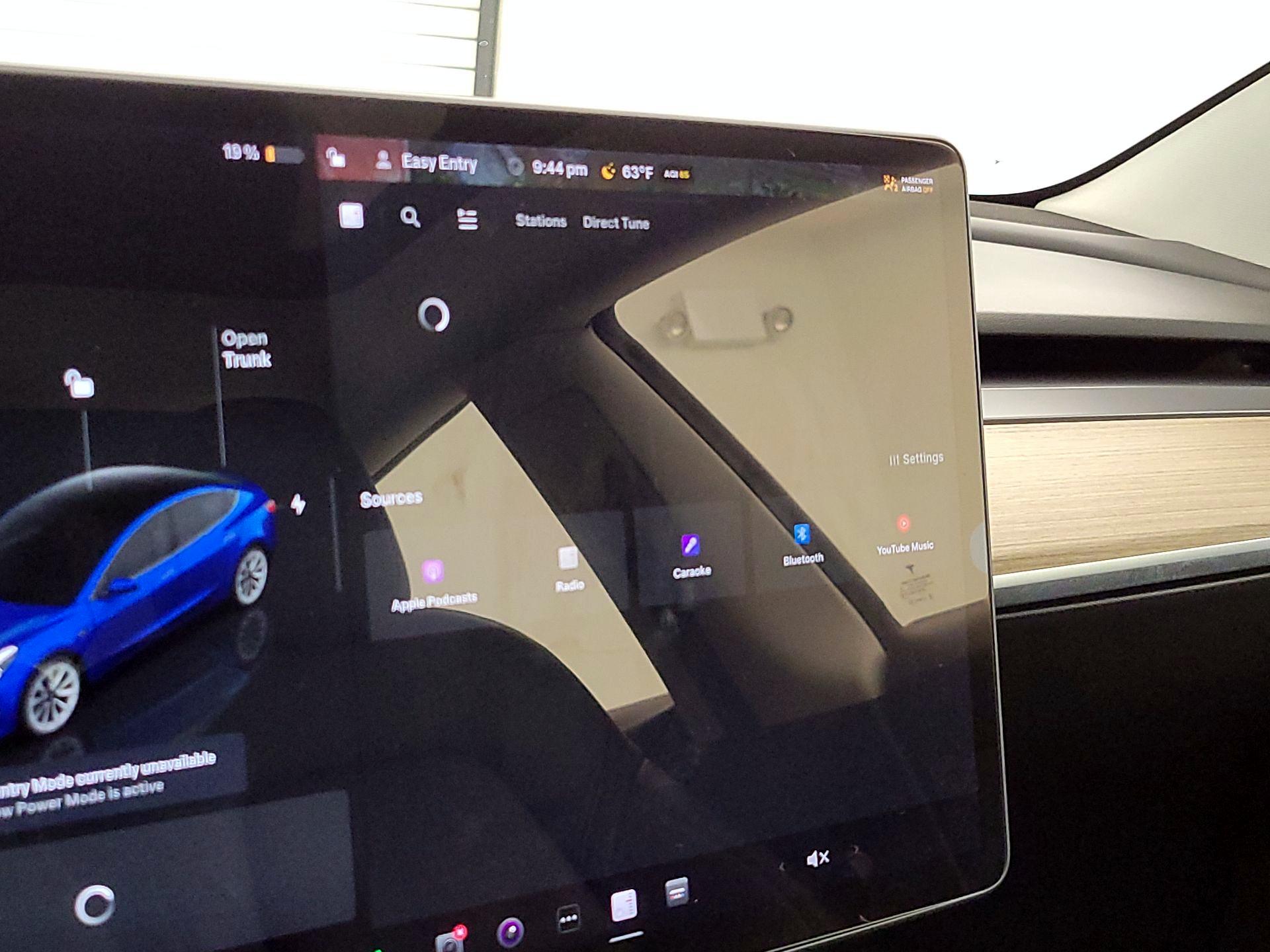 Thumbnail: 2022 Tesla Model 3 - 15