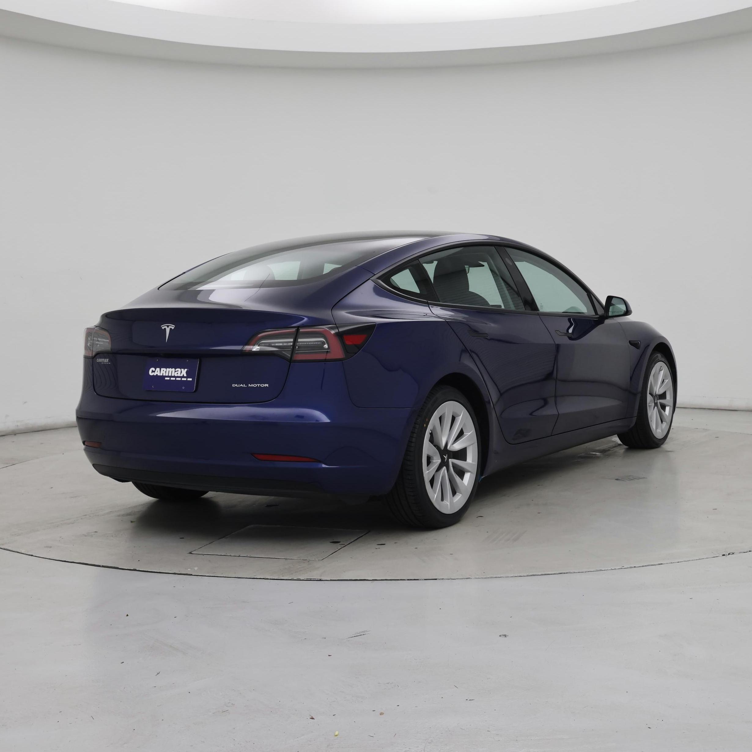 Thumbnail: 2022 Tesla Model 3 - 8