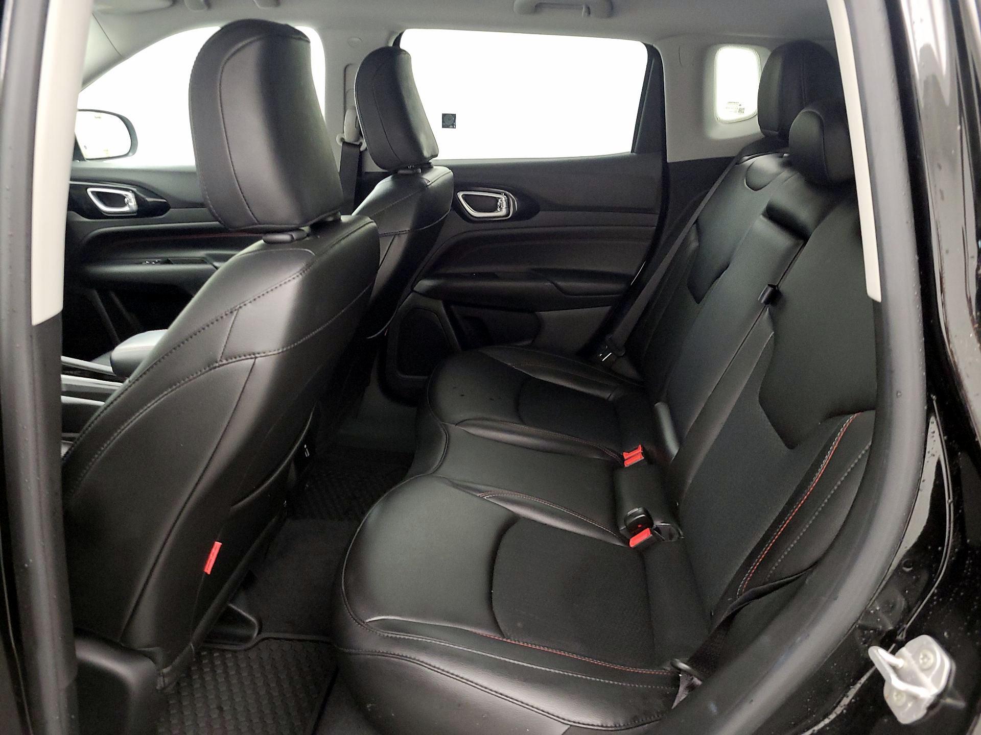 Thumbnail: 2022 Jeep Compass - 19