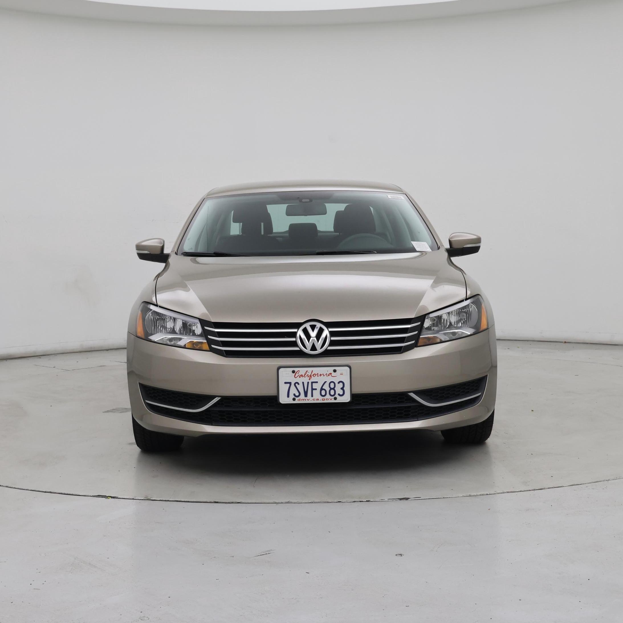 Thumbnail: 2015 Volkswagen Passat - 5