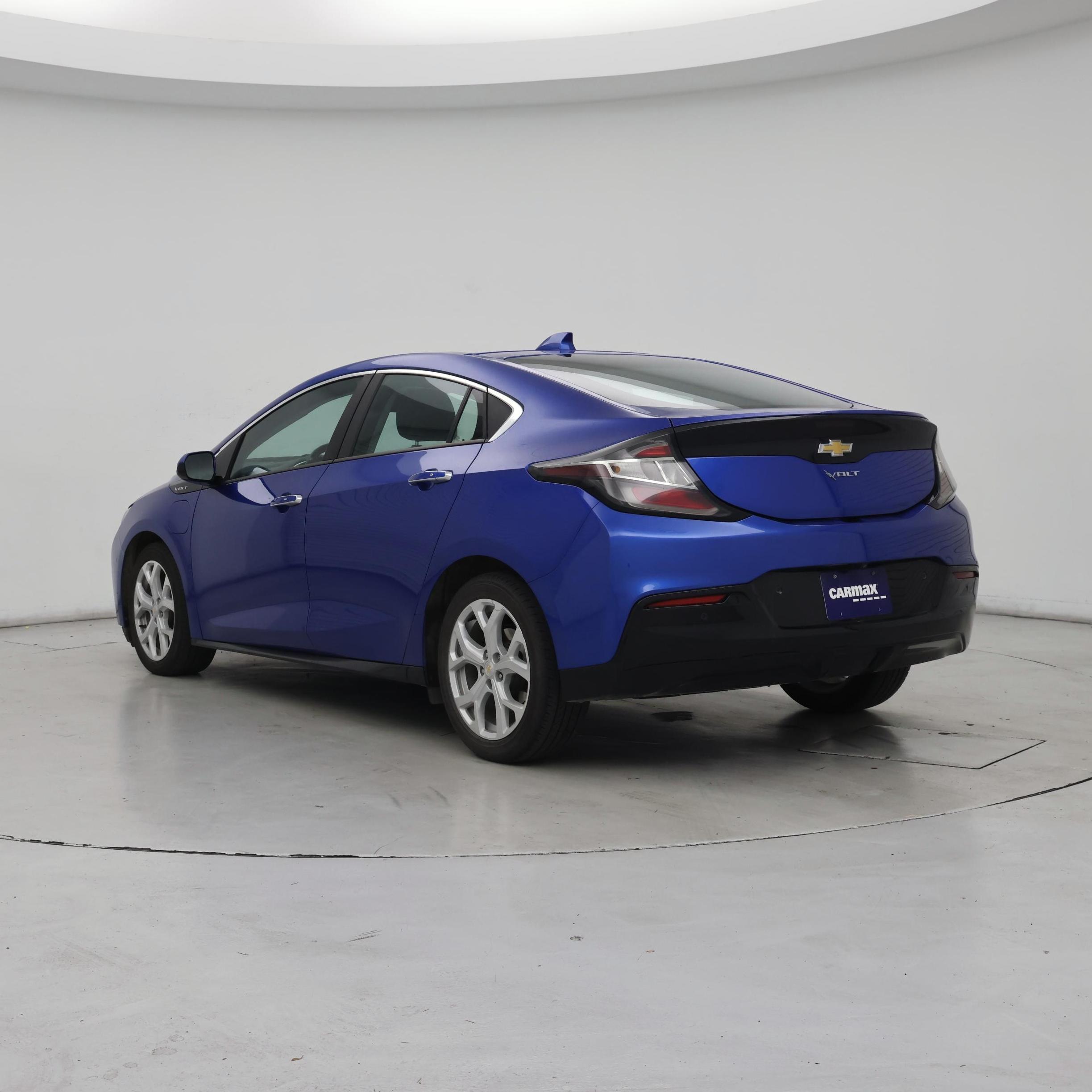 Thumbnail: 2018 Chevrolet Volt - 2