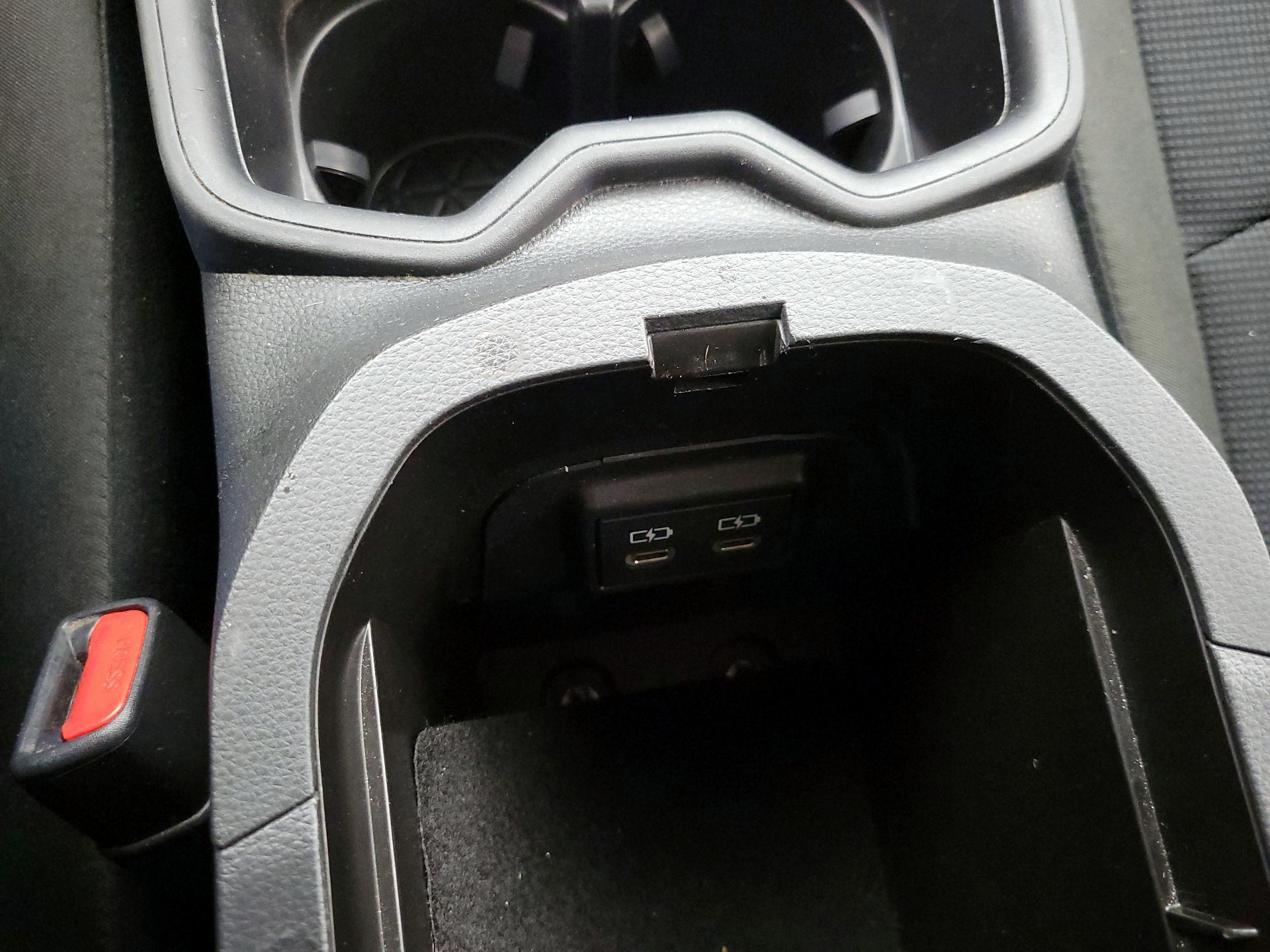 Thumbnail: 2024 Toyota RAV4 - 18