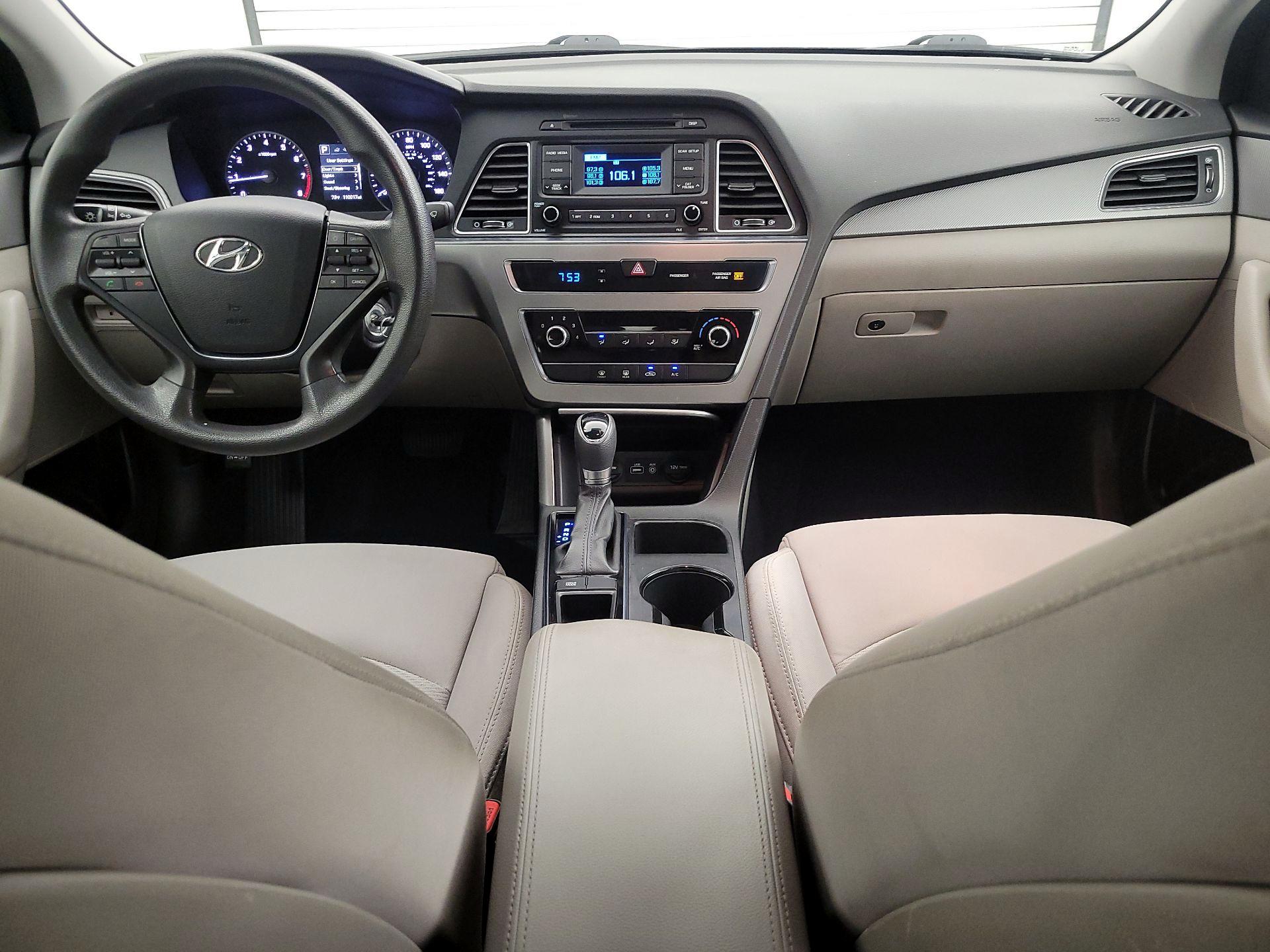 Thumbnail: 2015 Hyundai Sonata - 9