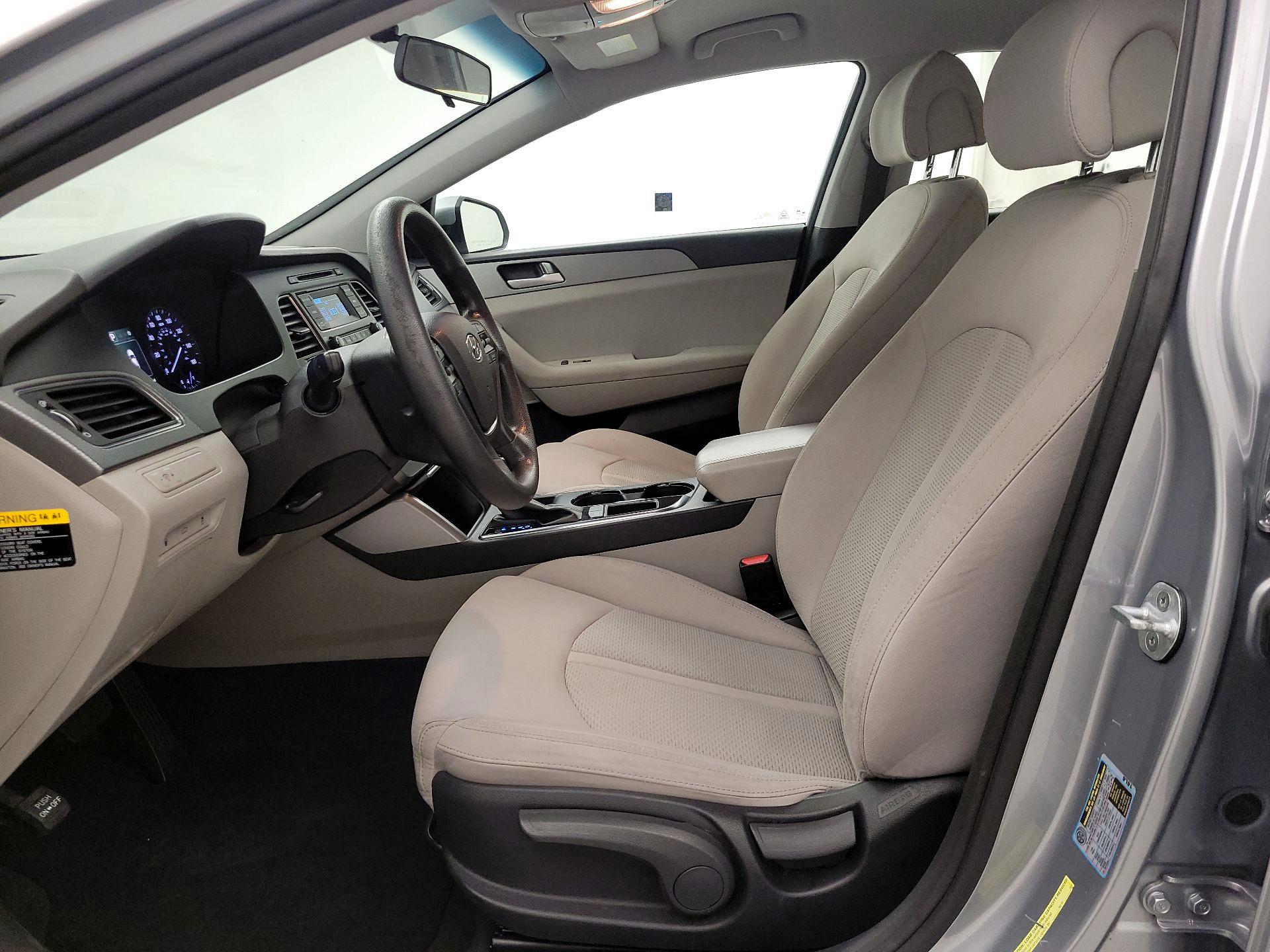 Thumbnail: 2015 Hyundai Sonata - 11