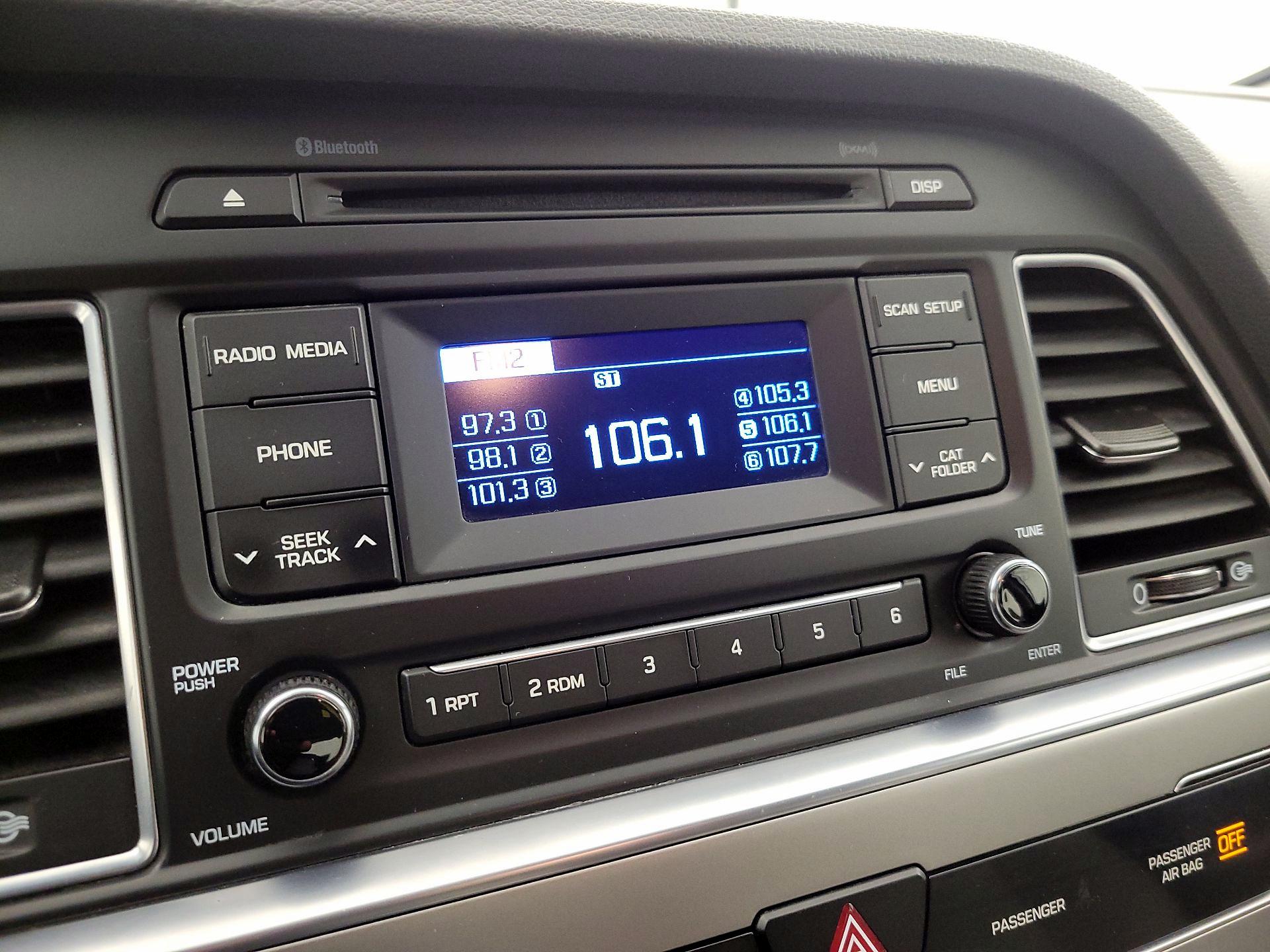 Thumbnail: 2015 Hyundai Sonata - 14