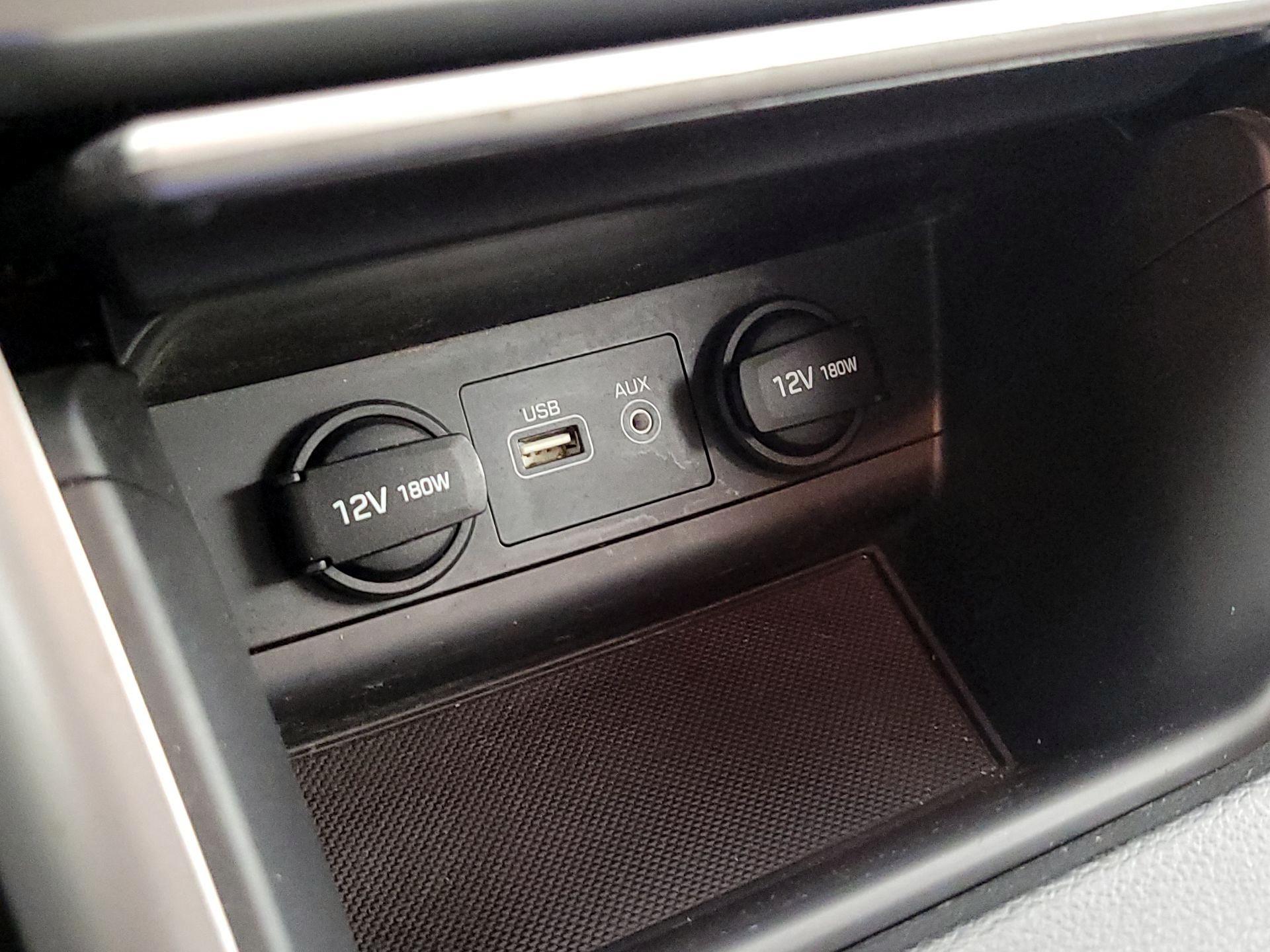 Thumbnail: 2015 Hyundai Sonata - 17