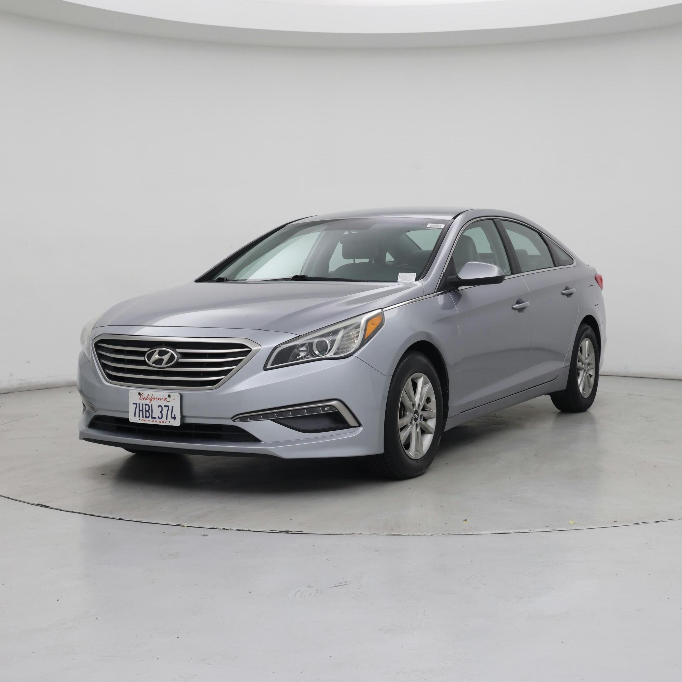 Thumbnail: 2015 Hyundai Sonata - 4
