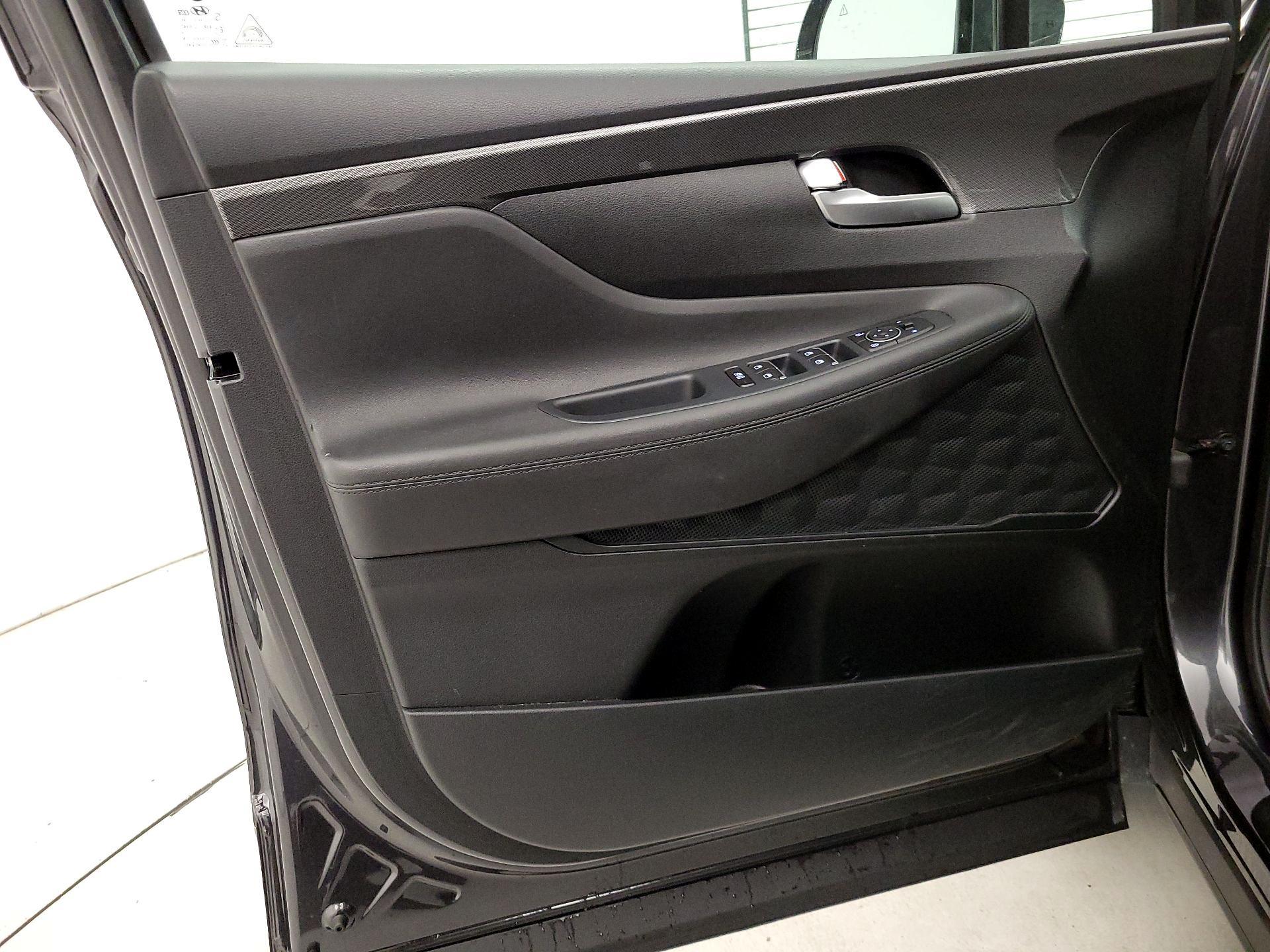 Thumbnail: 2022 Hyundai Santa Fe - 12