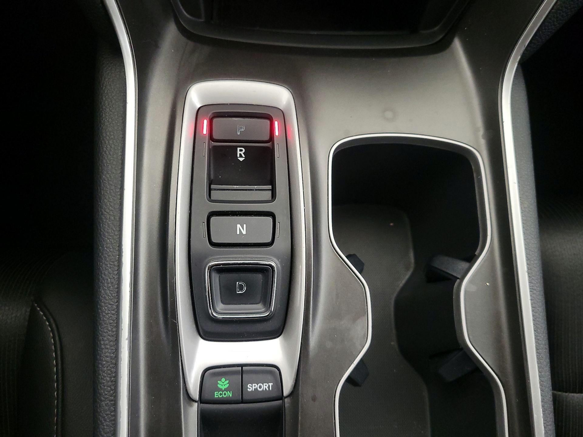 Thumbnail: 2019 Honda Accord - 17