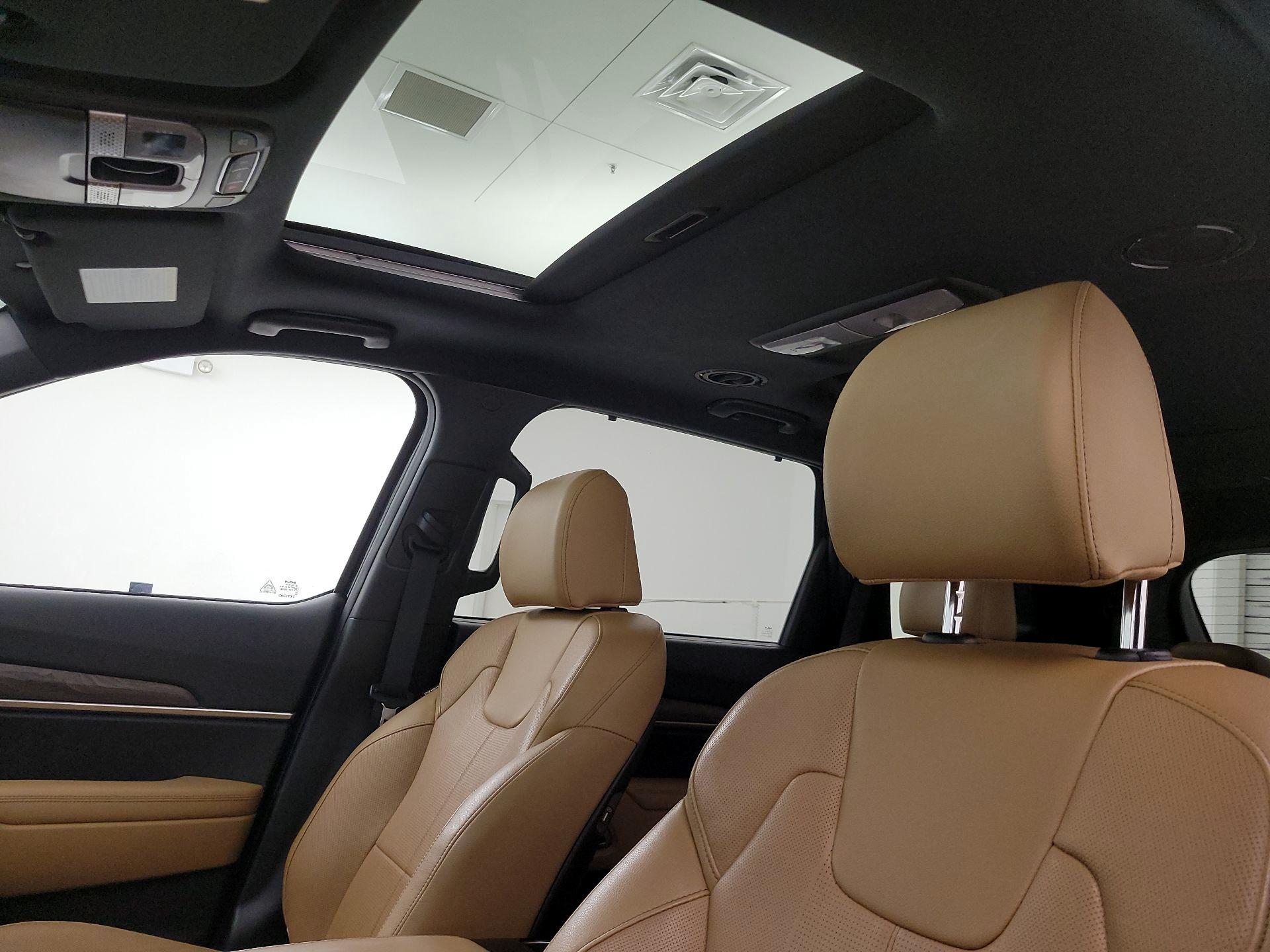 Thumbnail: 2022 Kia Telluride - 20