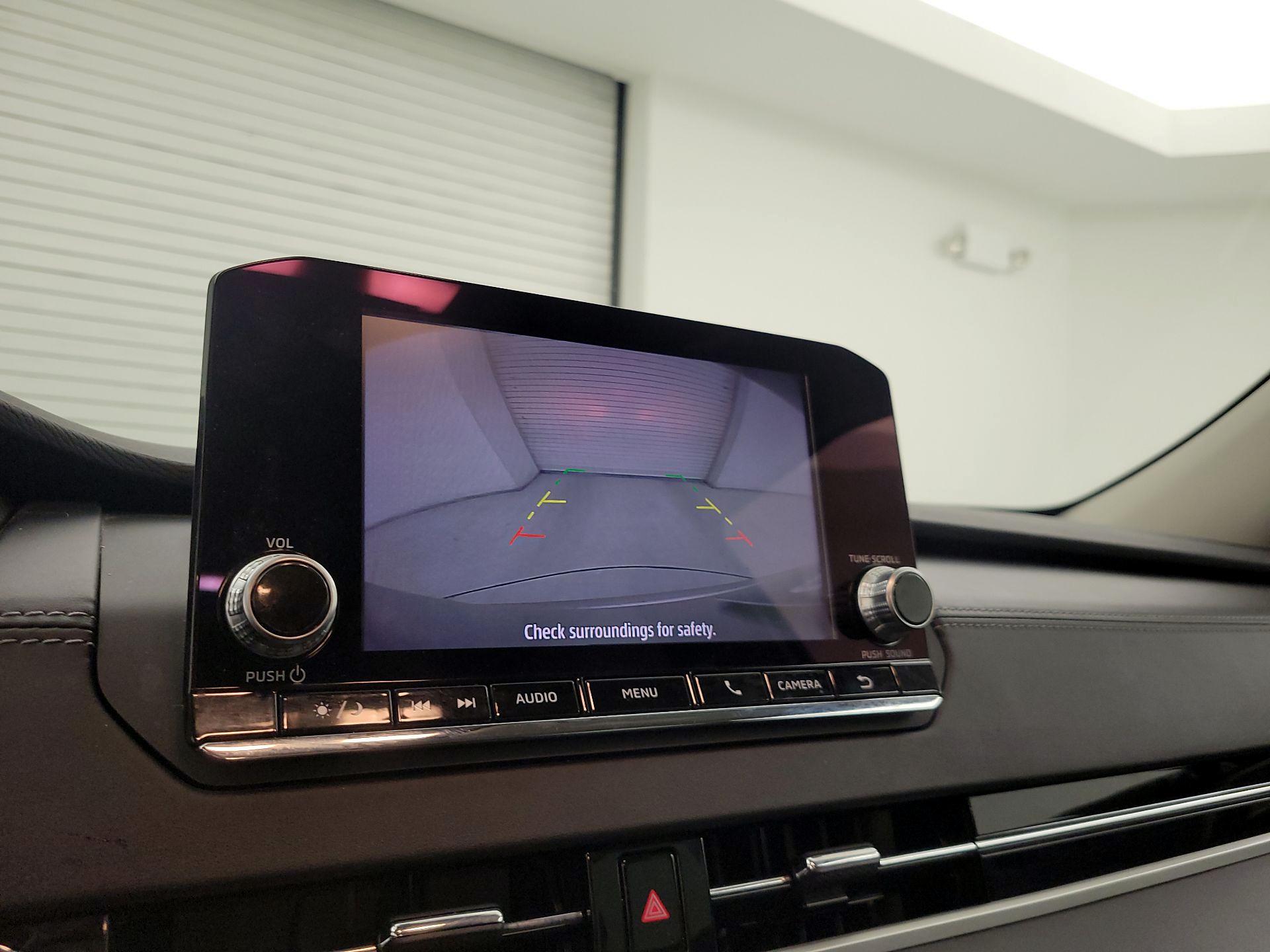 Thumbnail: 2022 Mitsubishi Outlander - 14