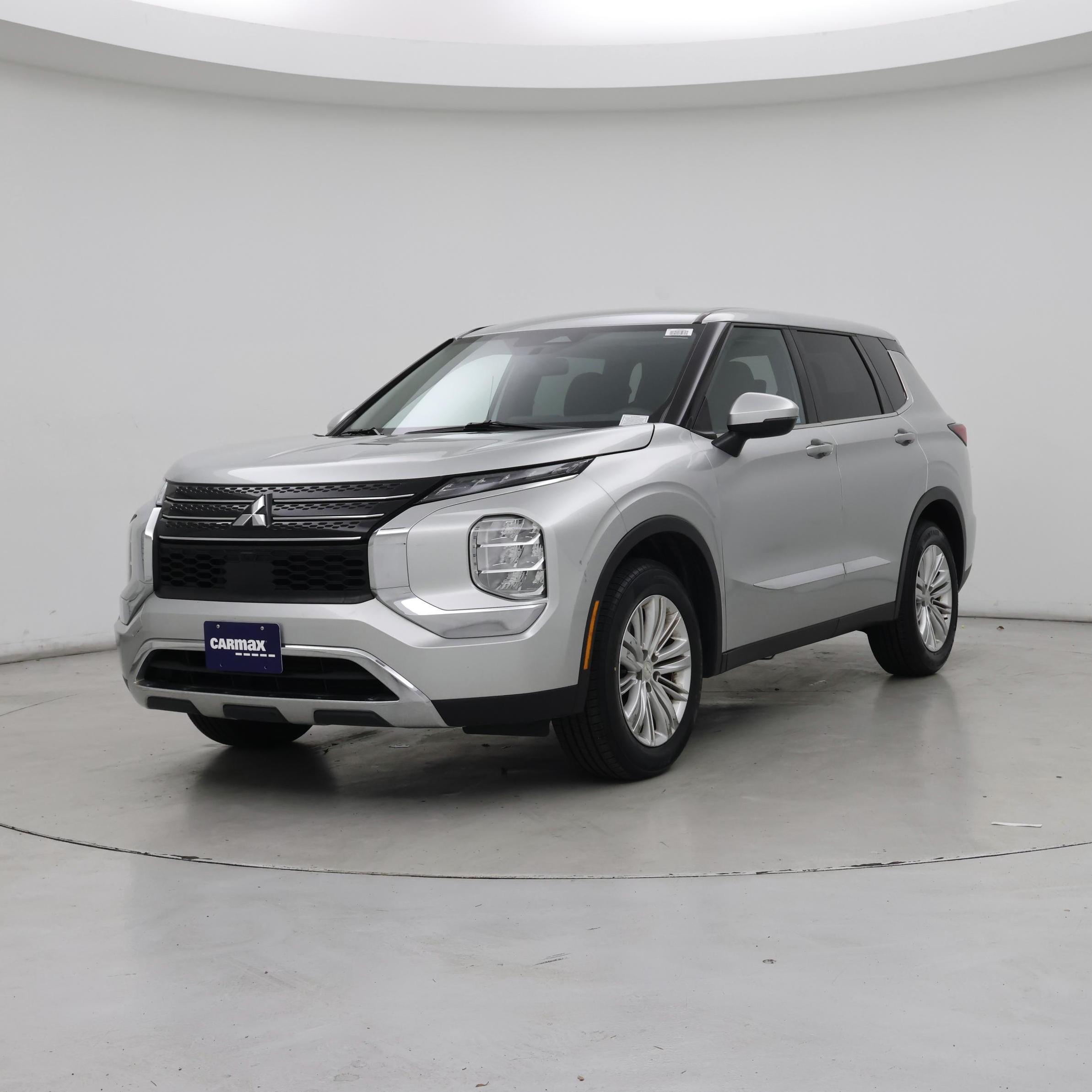 Thumbnail: 2022 Mitsubishi Outlander - 4