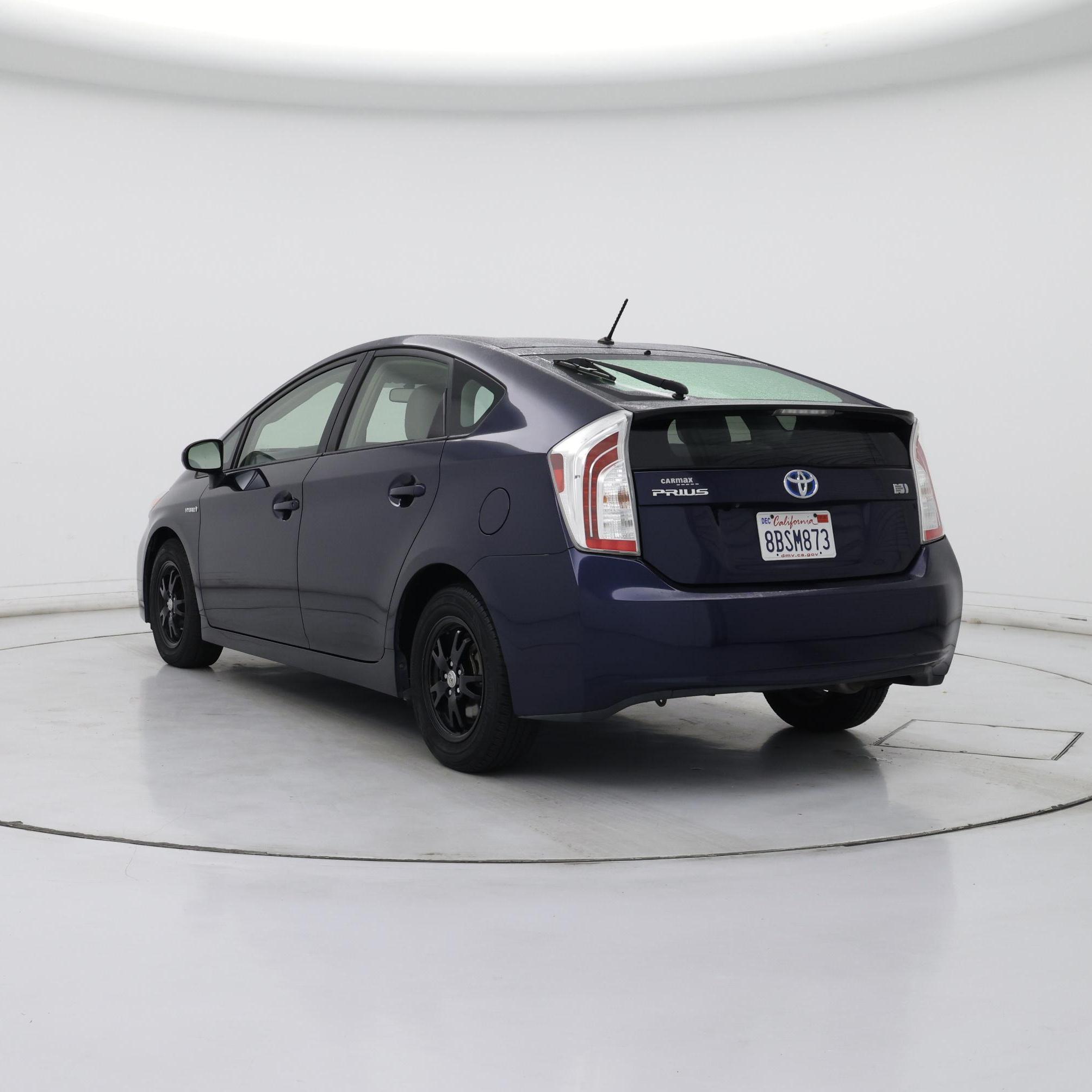 Thumbnail: 2015 Toyota Prius - 2