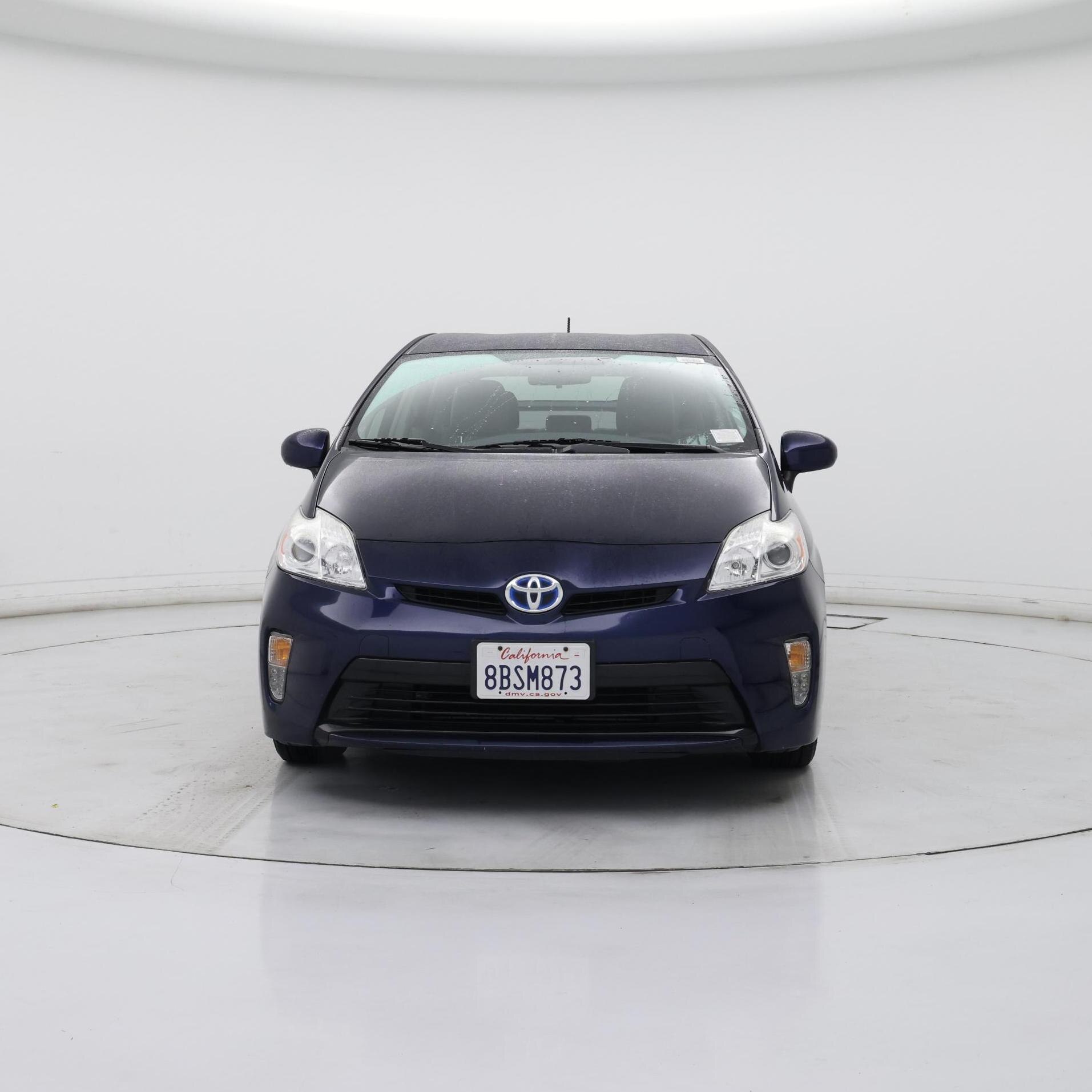 Thumbnail: 2015 Toyota Prius - 5