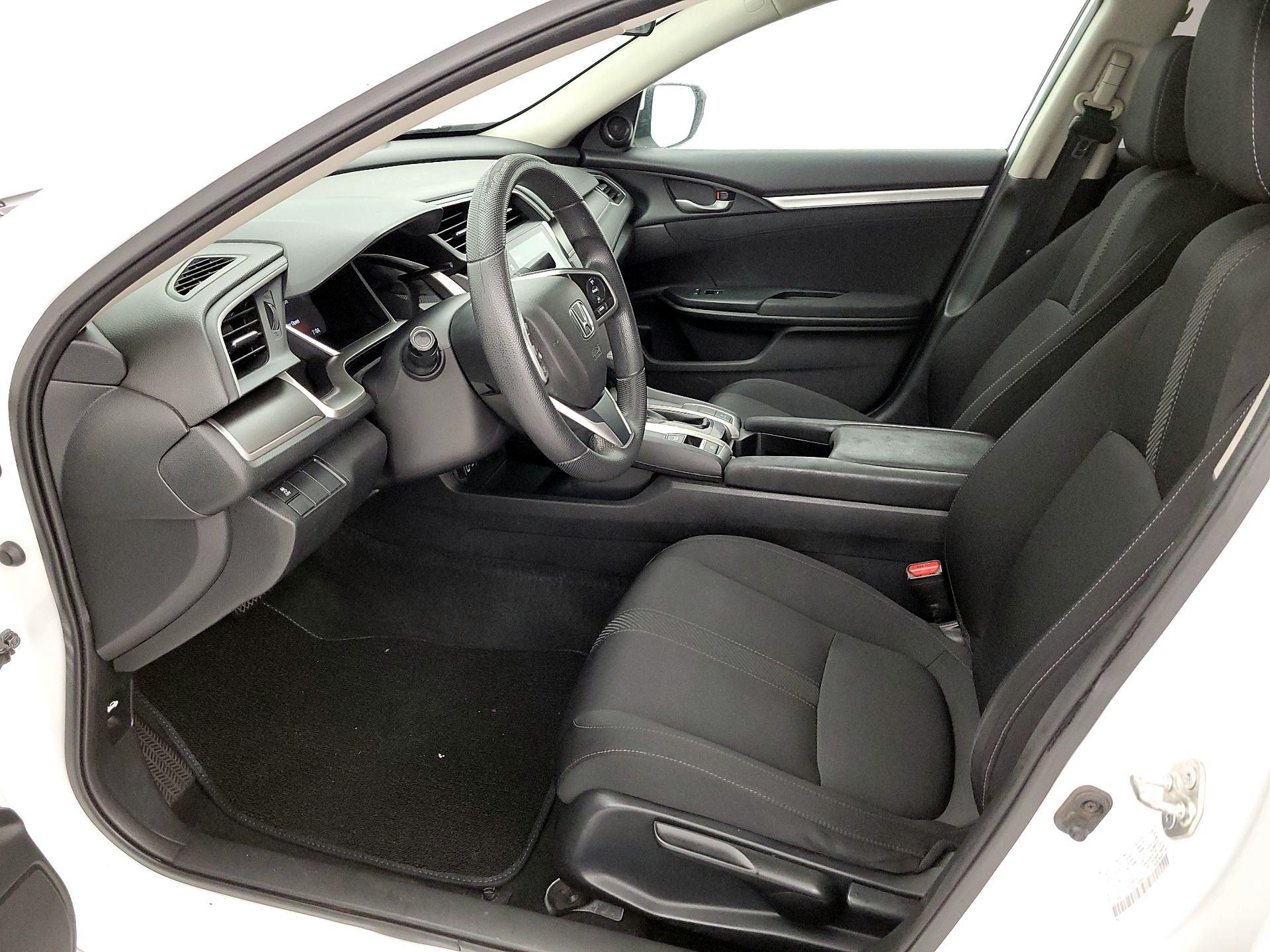 Thumbnail: 2016 Honda Civic - 11