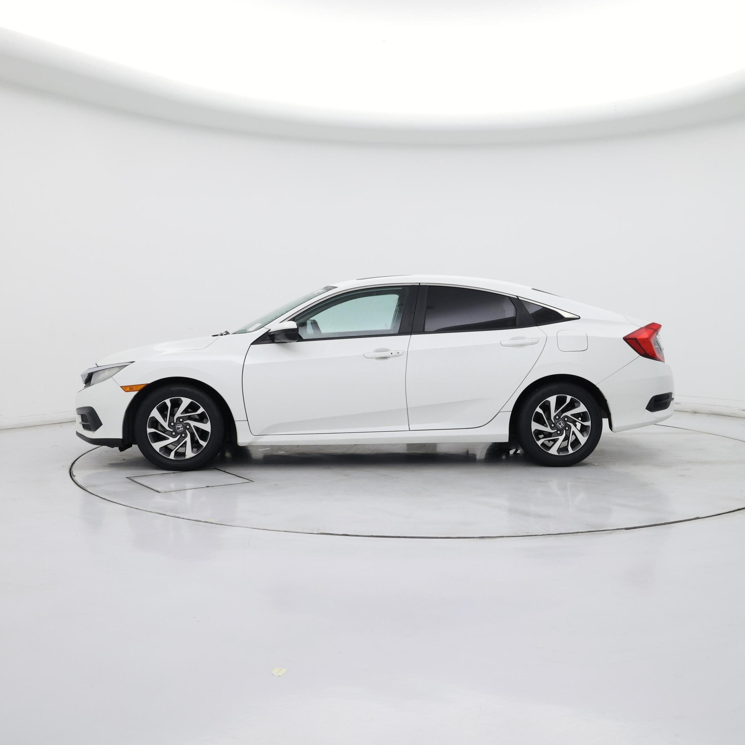 Thumbnail: 2016 Honda Civic - 3