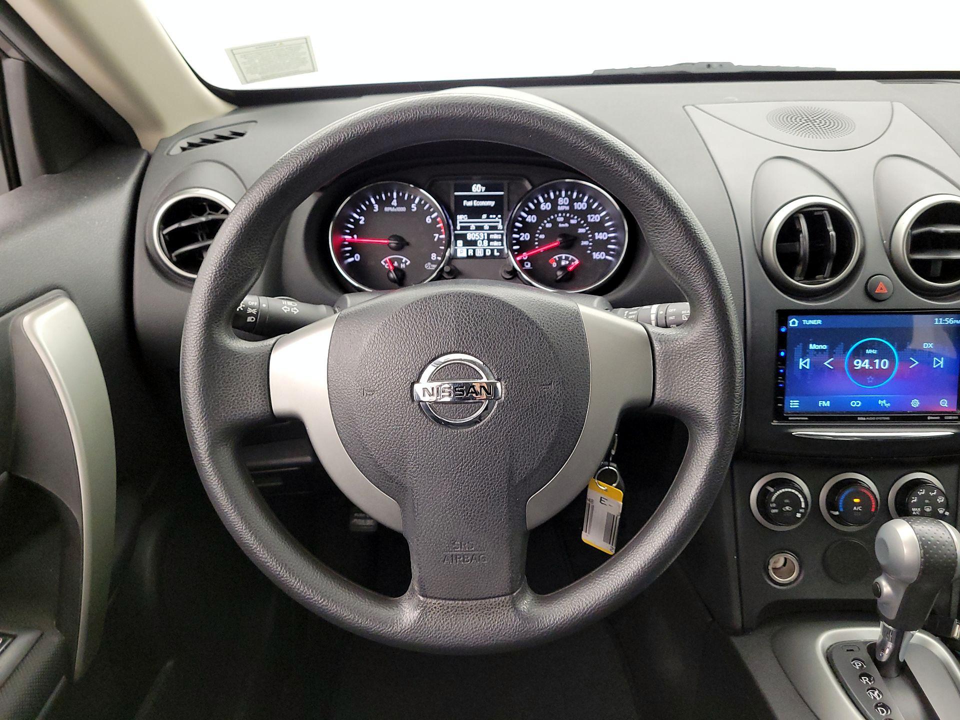 Thumbnail: 2015 Nissan Rogue - 10