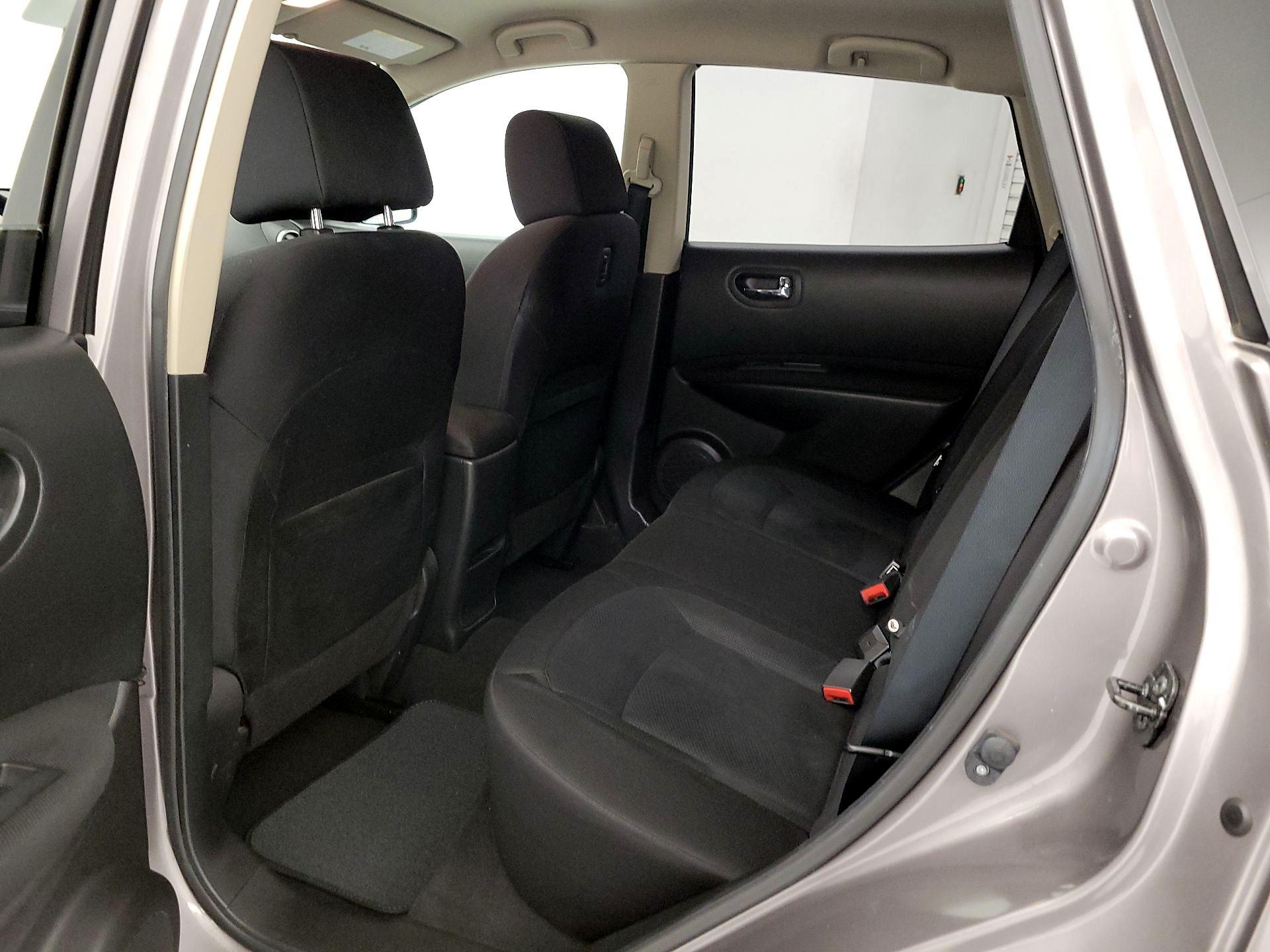 Thumbnail: 2015 Nissan Rogue - 19