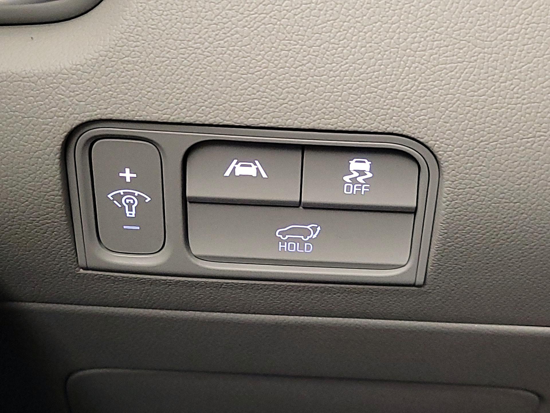 Thumbnail: 2023 Kia Sorento - 13