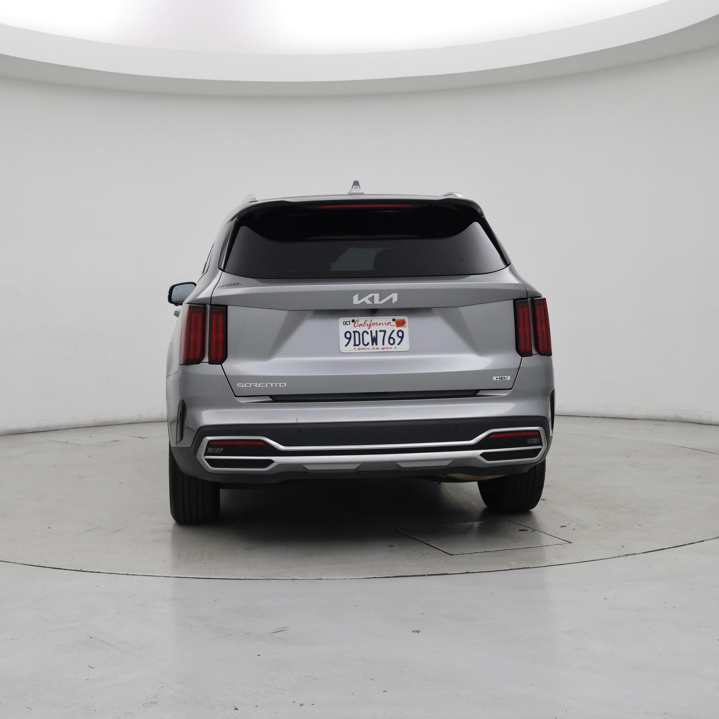 Thumbnail: 2023 Kia Sorento - 6