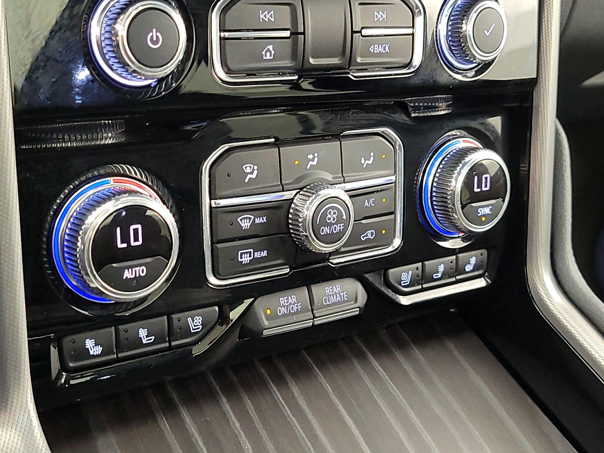 Thumbnail: 2021 GMC Yukon - 17