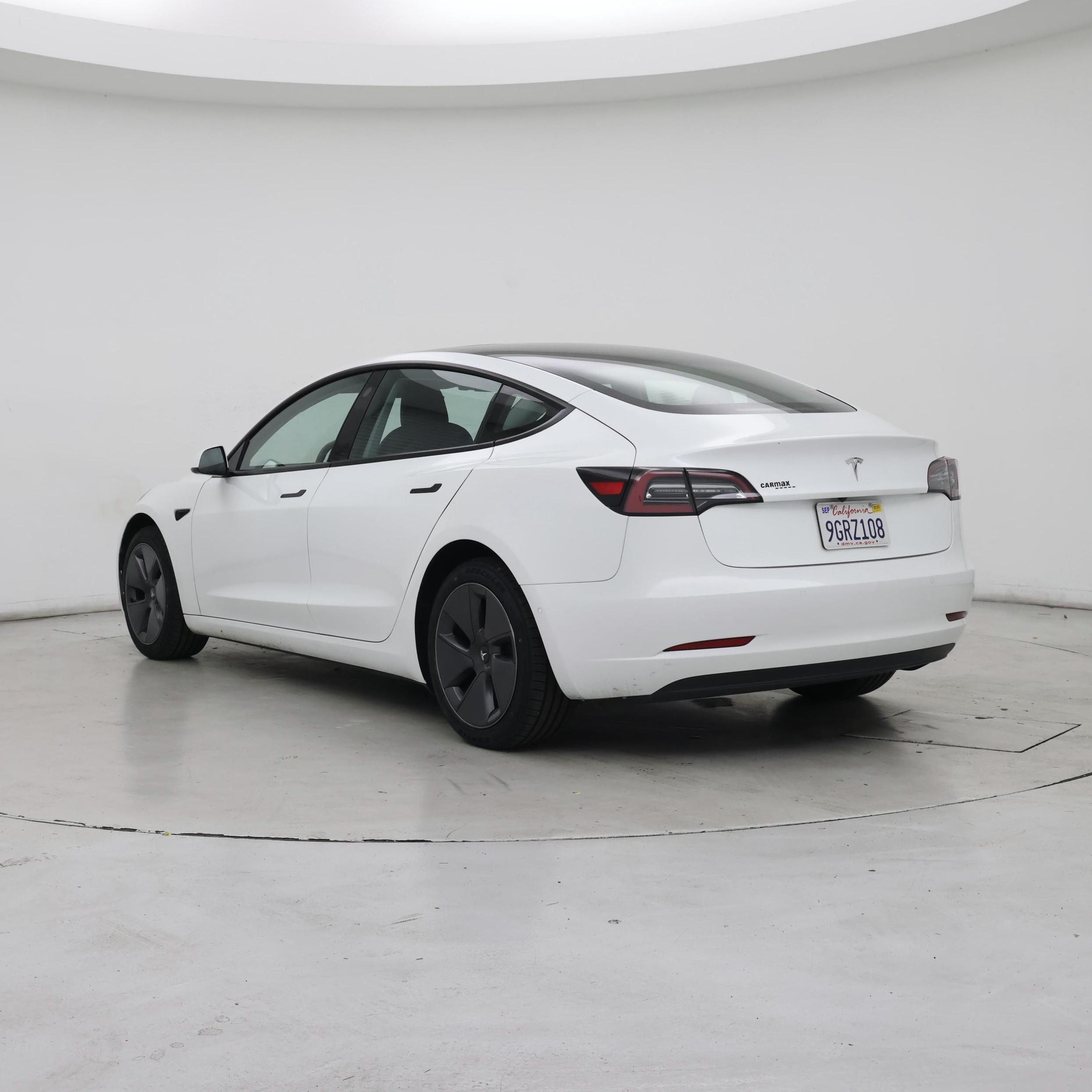 Thumbnail: 2022 Tesla Model 3 - 2