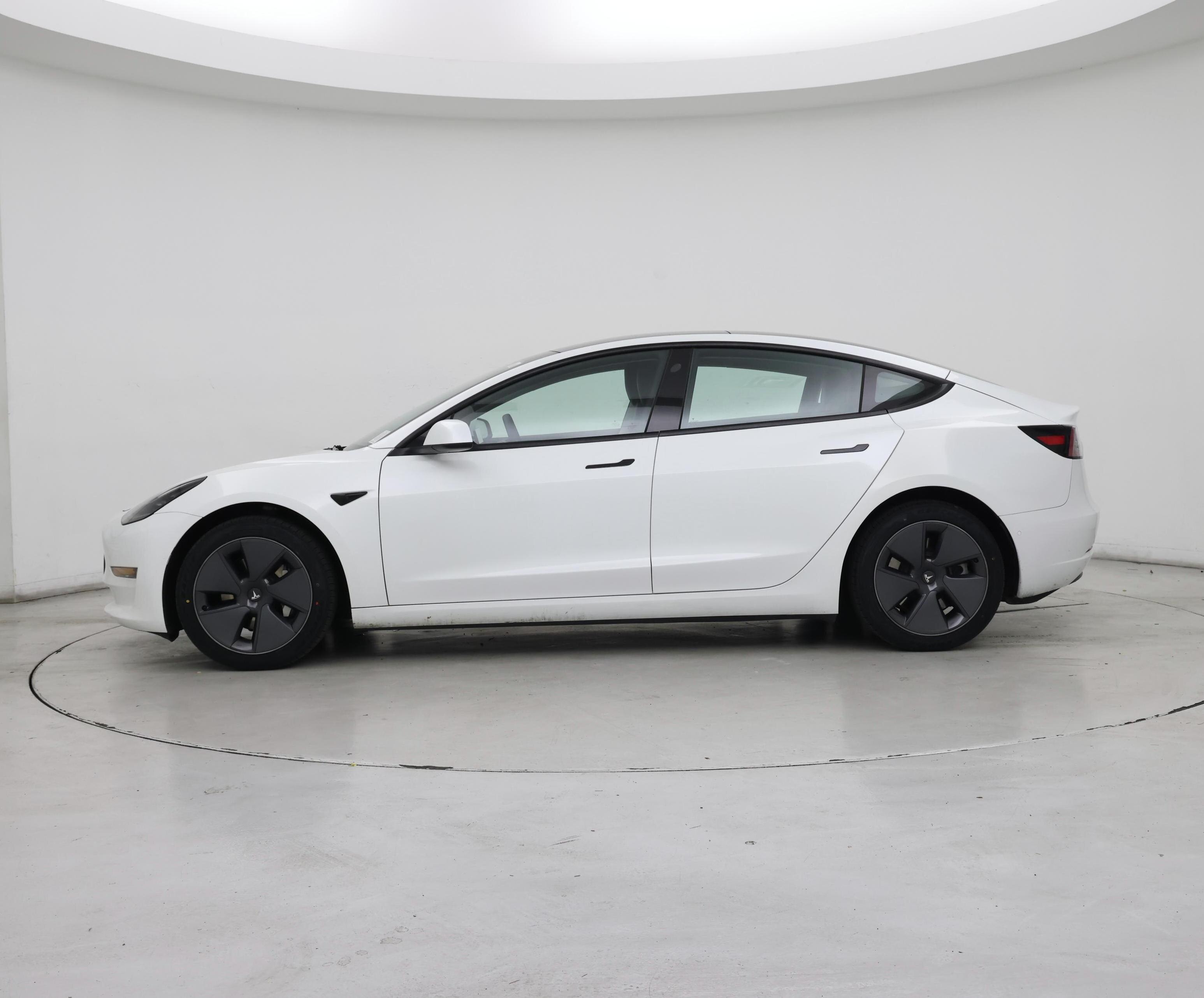 Thumbnail: 2022 Tesla Model 3 - 3