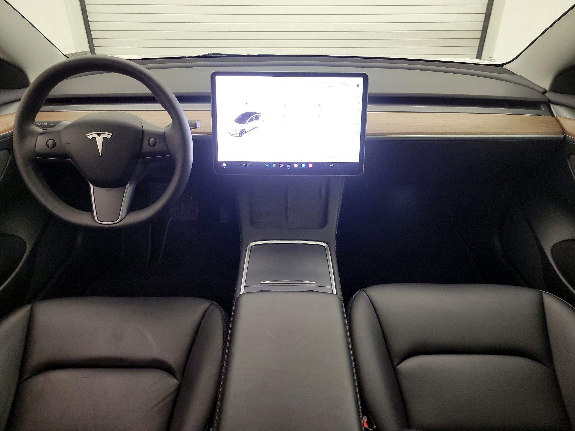 Thumbnail: 2023 Tesla Model 3 - 9